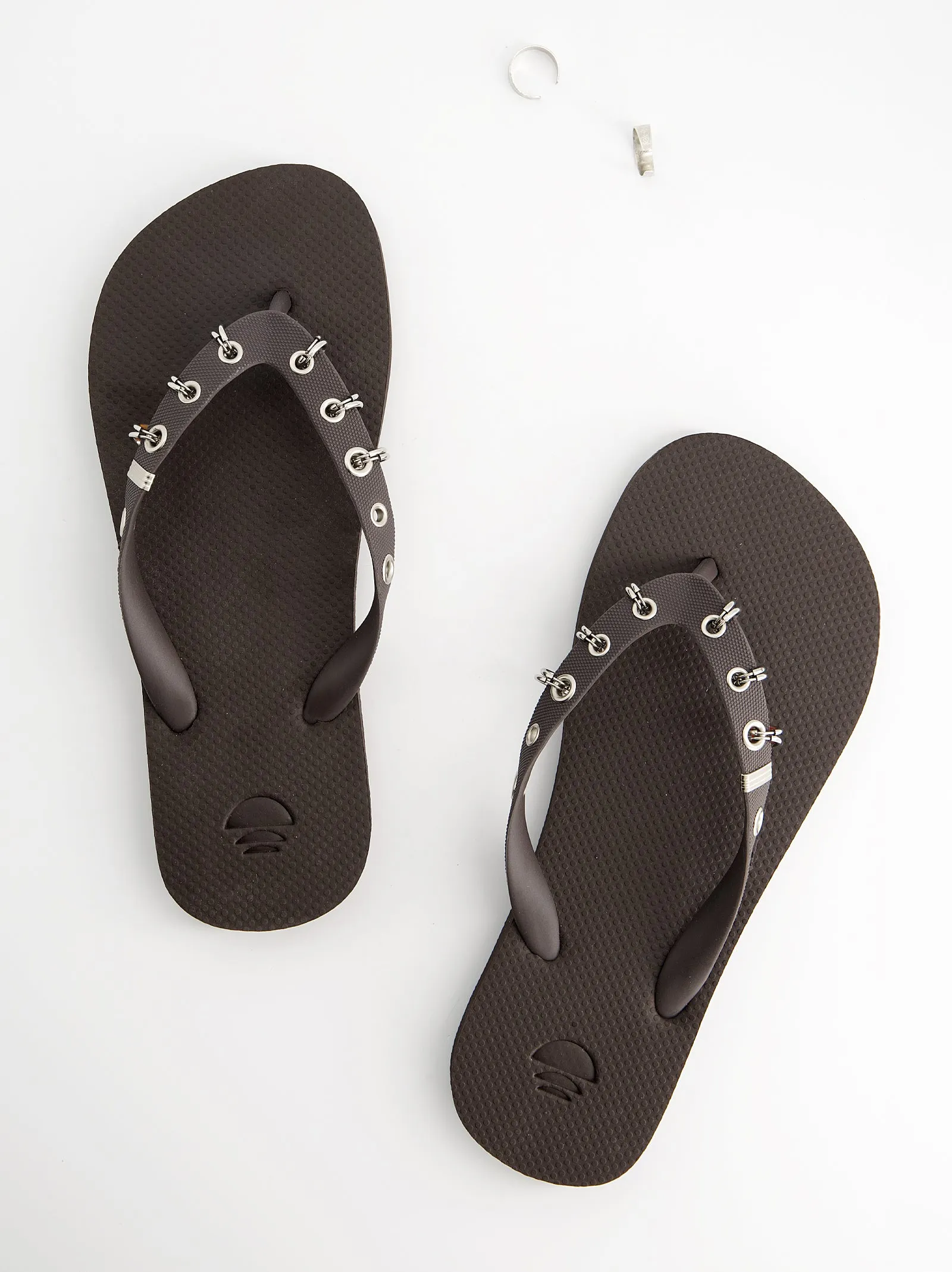 Metallic detail flip-flops - Bowie sold by Ulanka product image thumbnail 5