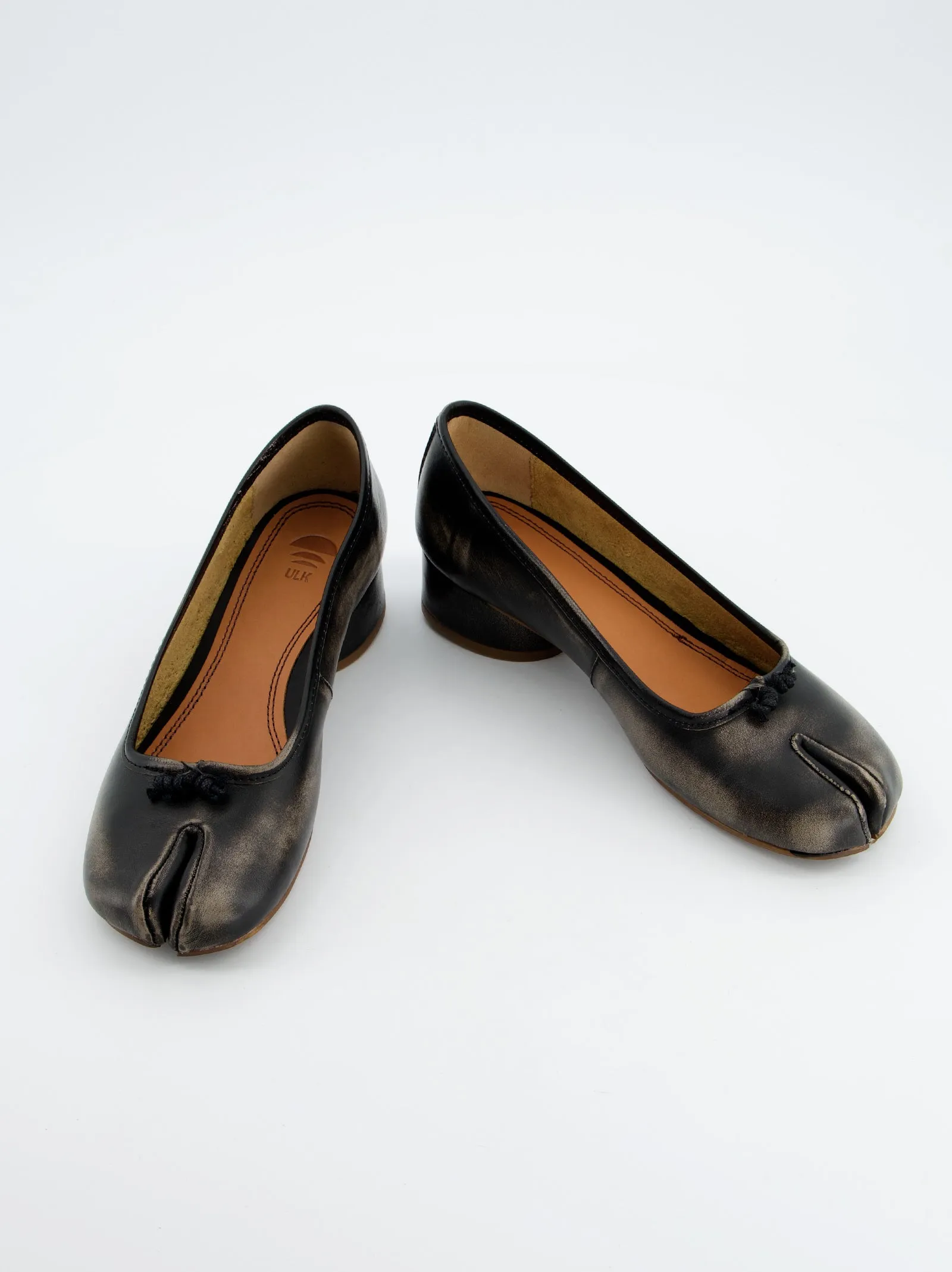 Aged Backless Tabi Flats -Kala sold by Ulanka product image thumbnail 4