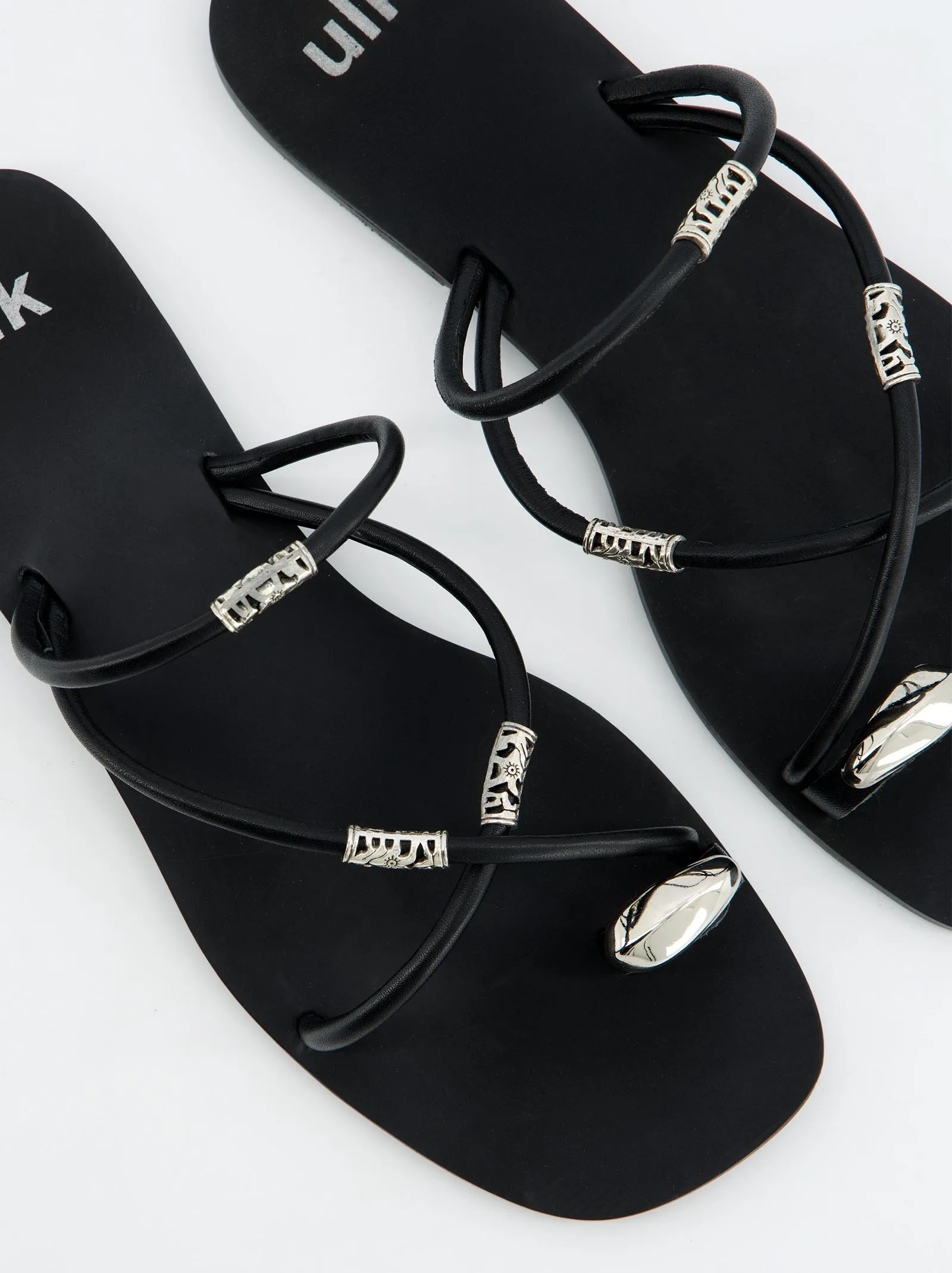 Sandalias Negras Con Detalles Metálicos- Ceren sold by Ulanka product image thumbnail 5