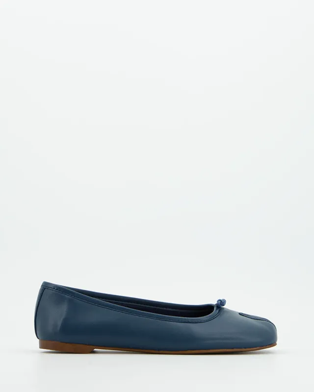 Dark blue leather tabi ballerina flats - Karva made by Ulanka