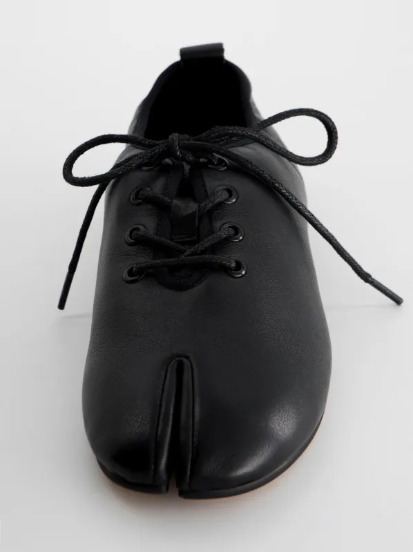 Leather tabi flat shoe - Per made by Ulanka