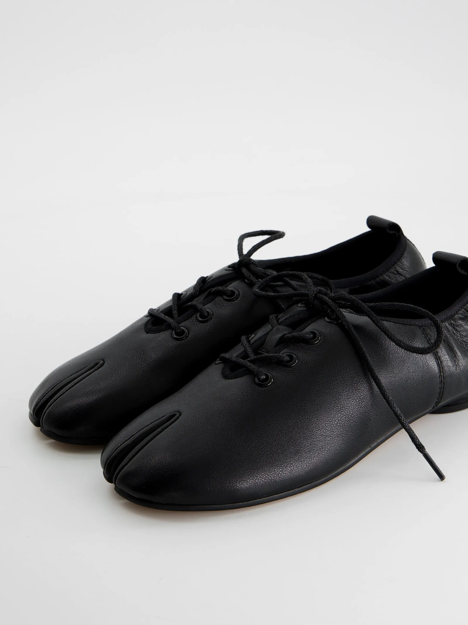 Leather tabi flat shoe - Per sold by Ulanka product image thumbnail 3