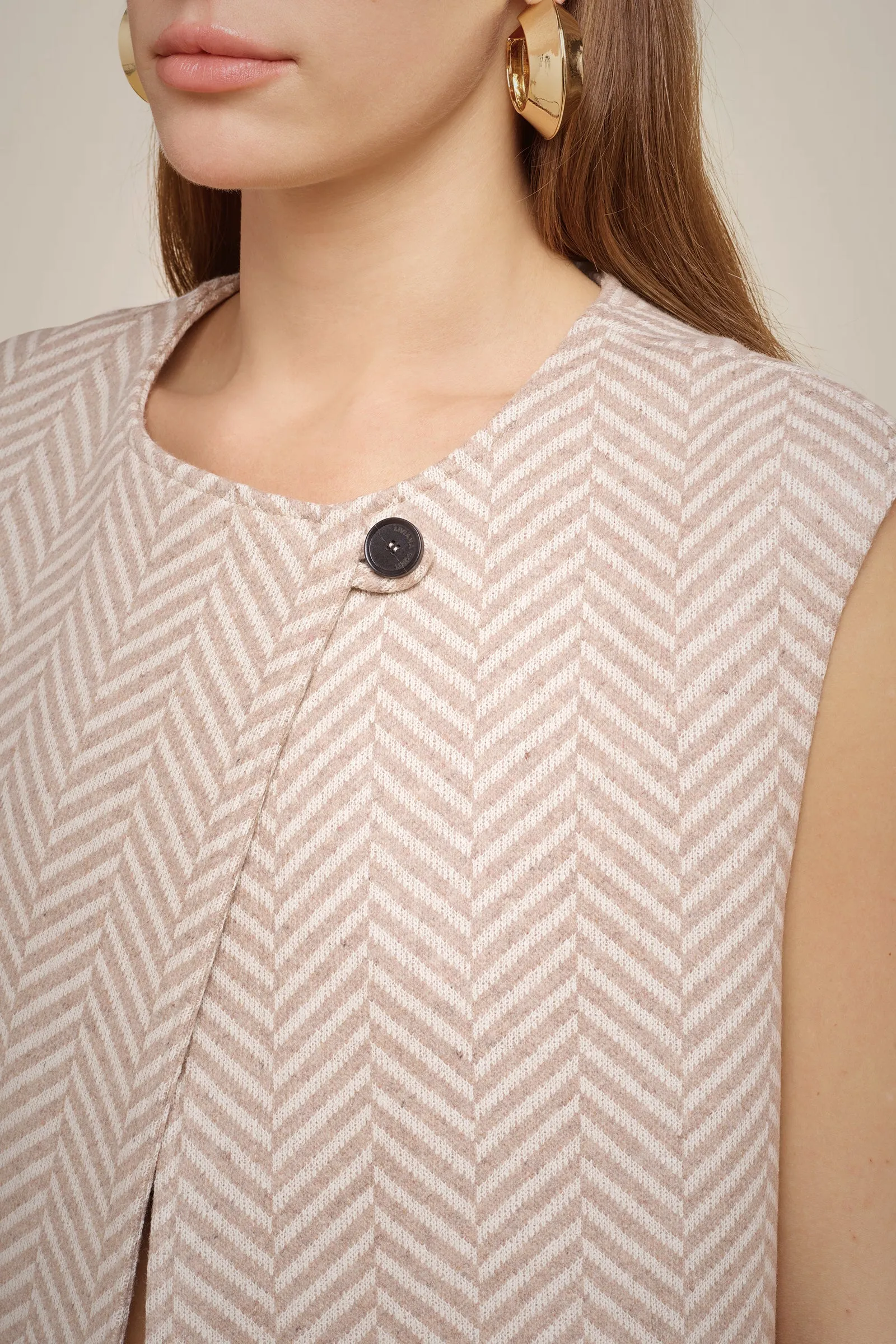 GILET sold by Liviana Conti product image thumbnail 3