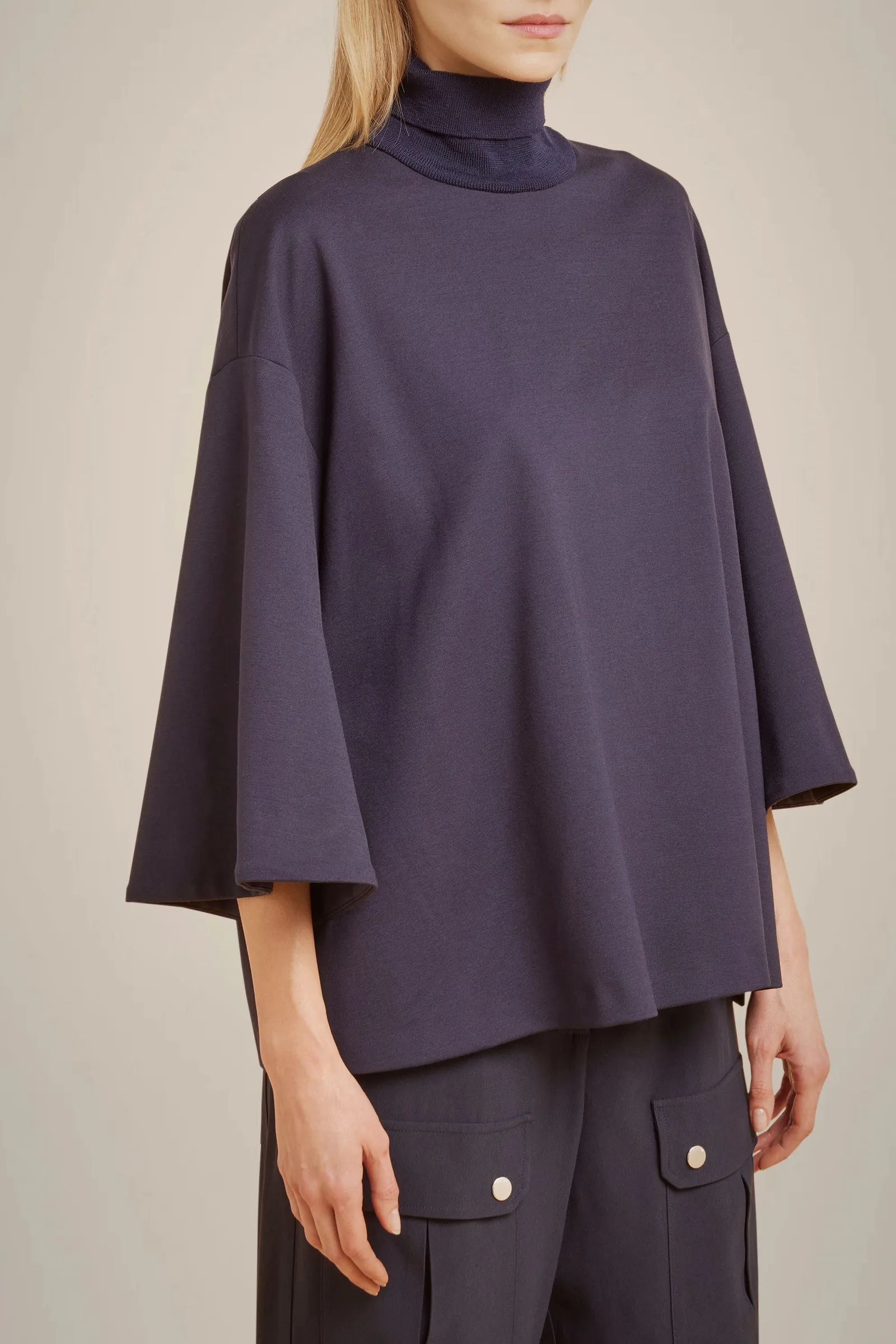 BLUSA COLLO ALTO sold by Liviana Conti