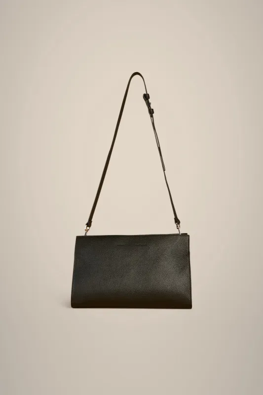 CLUTCH DOPPIA MANIGL sold by Liviana Conti