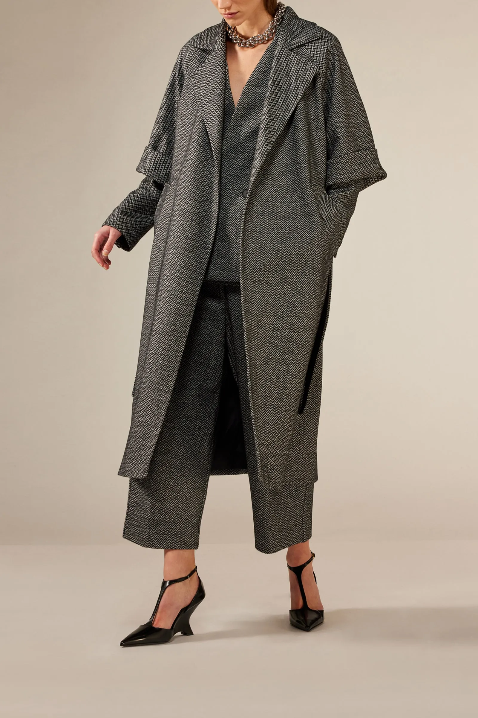 CAPPOTTO CON CINTURA sold by Liviana Conti