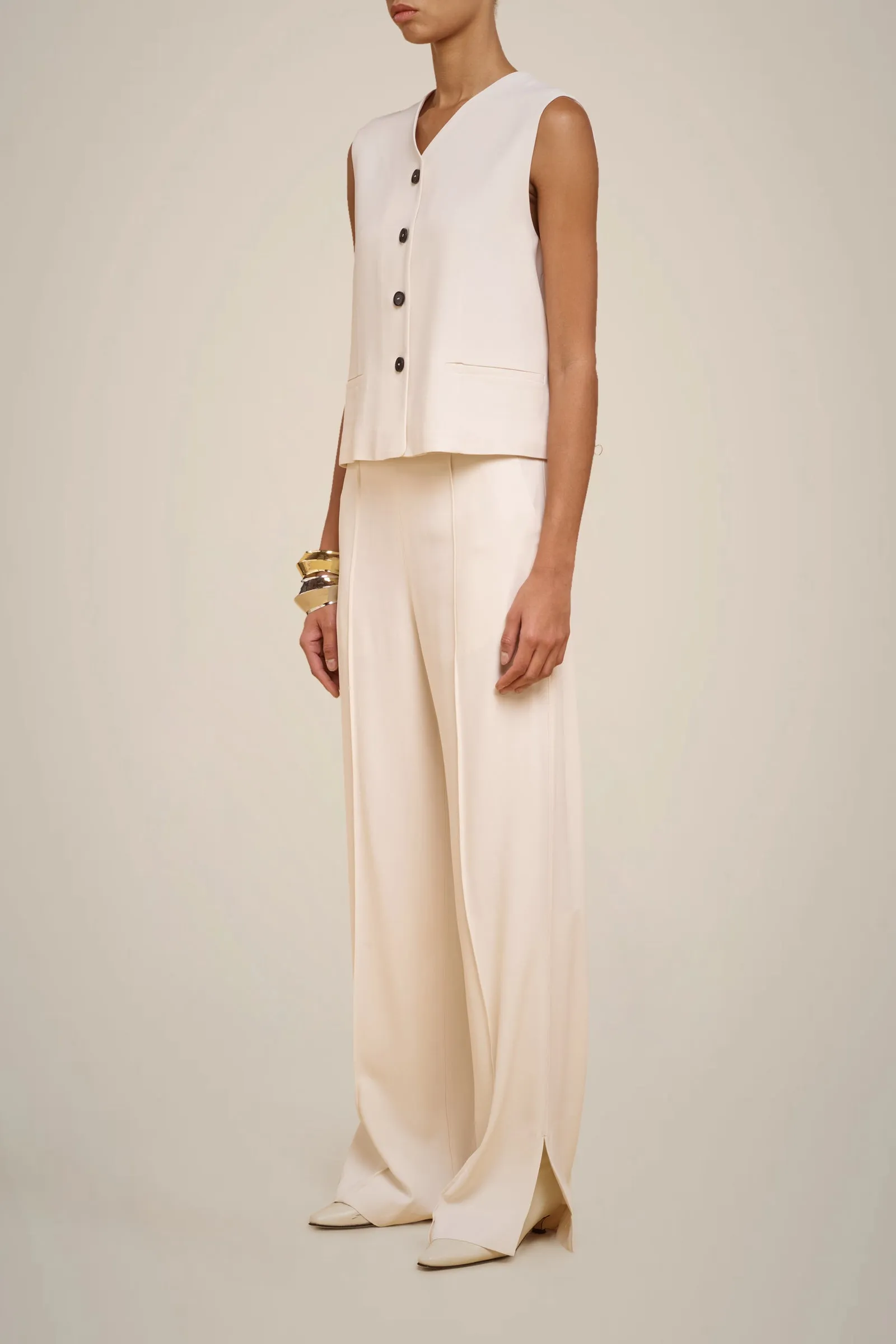 PANTALONE sold by Liviana Conti