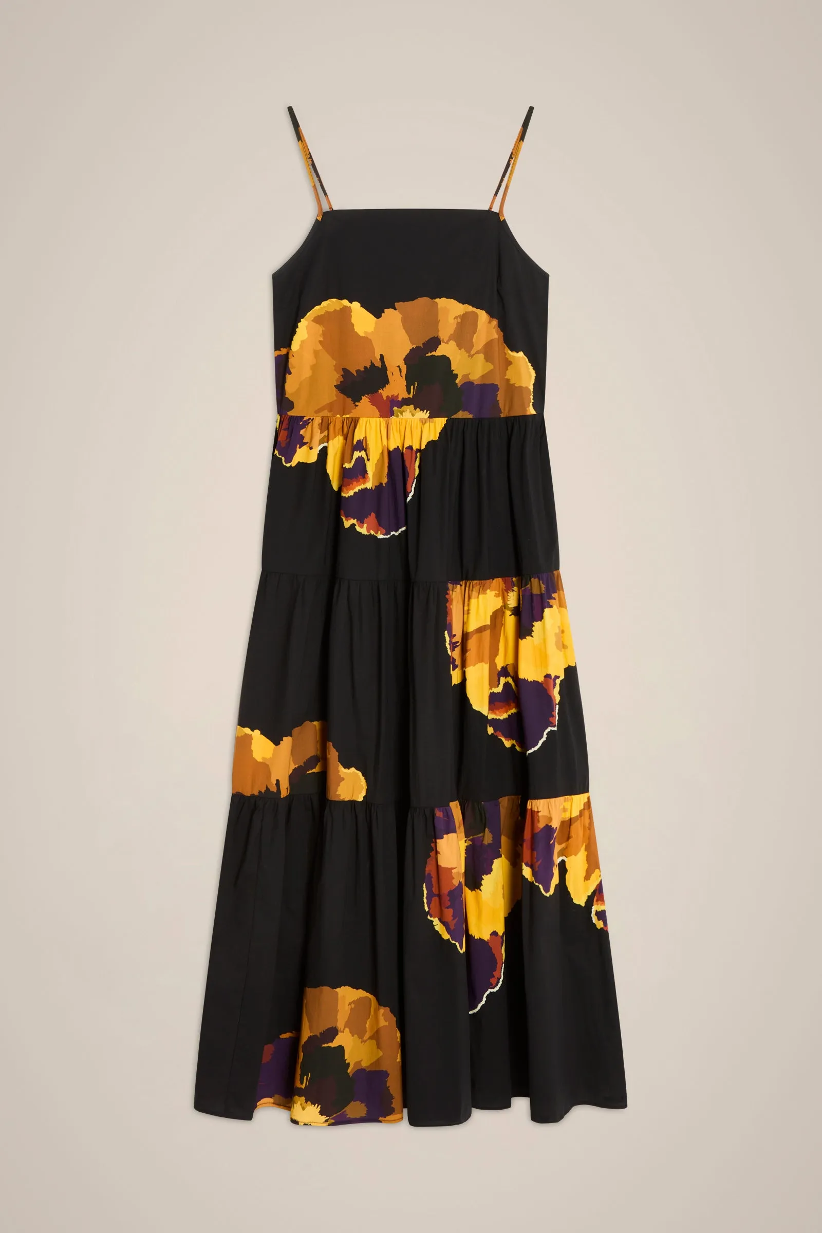 ABITO CUT OUT sold by Liviana Conti