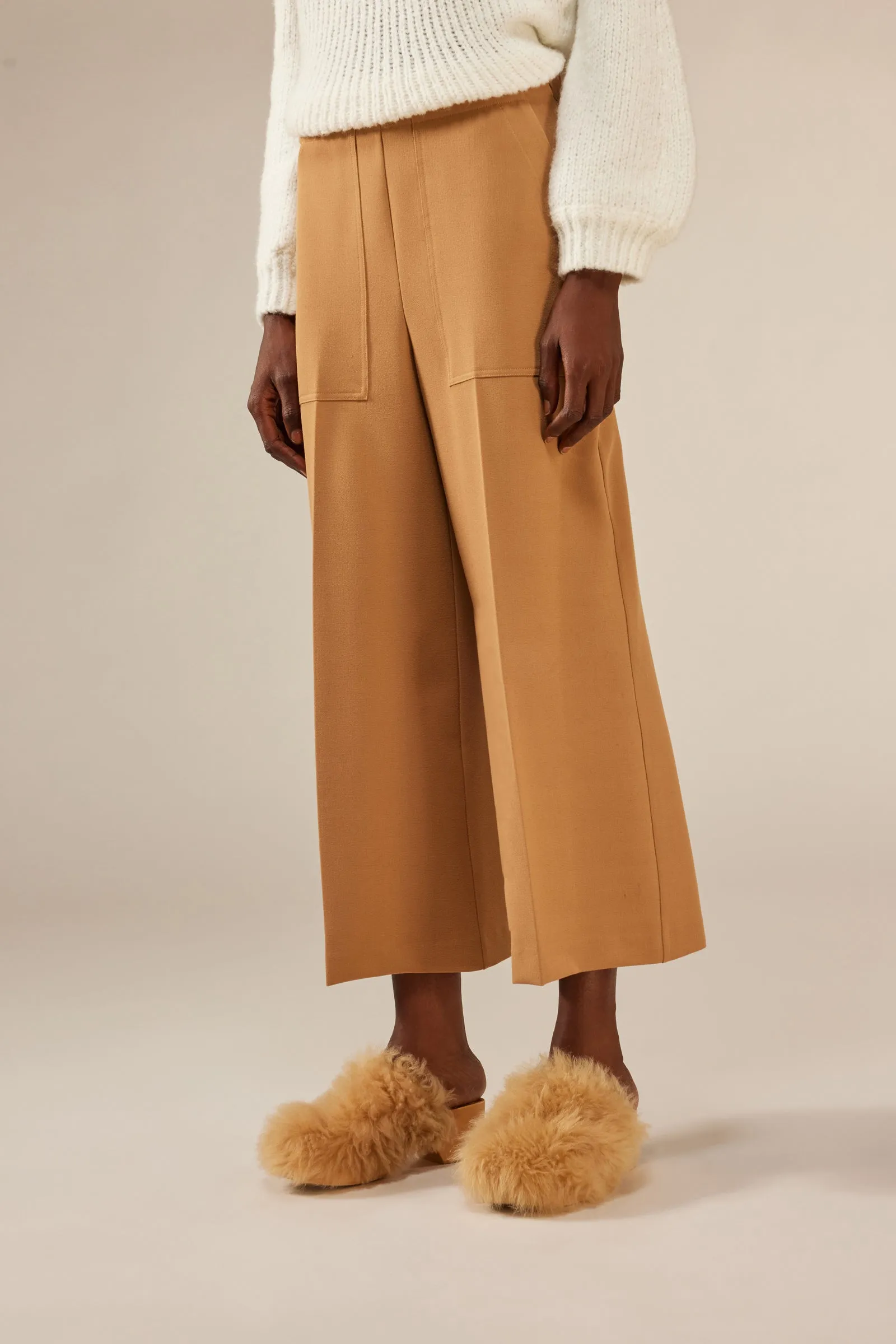 PANTALONE CROP sold by Liviana Conti