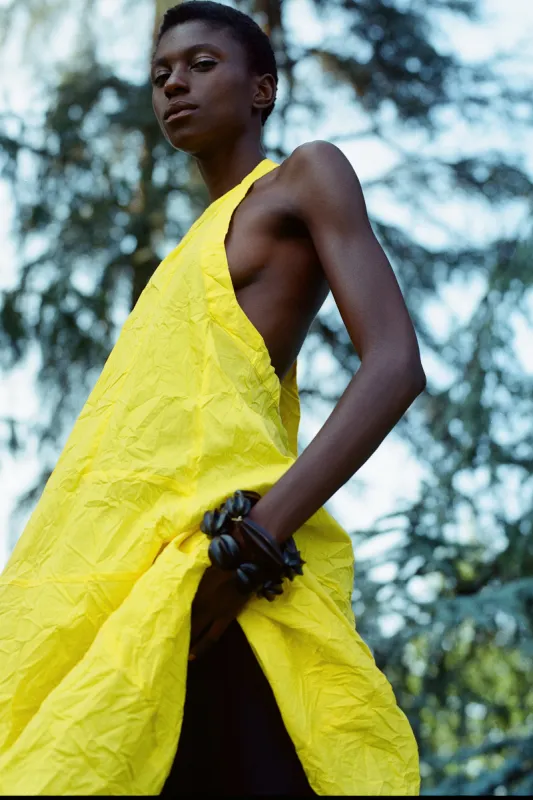 ABITO SCHIENA NUDA sold by Liviana Conti