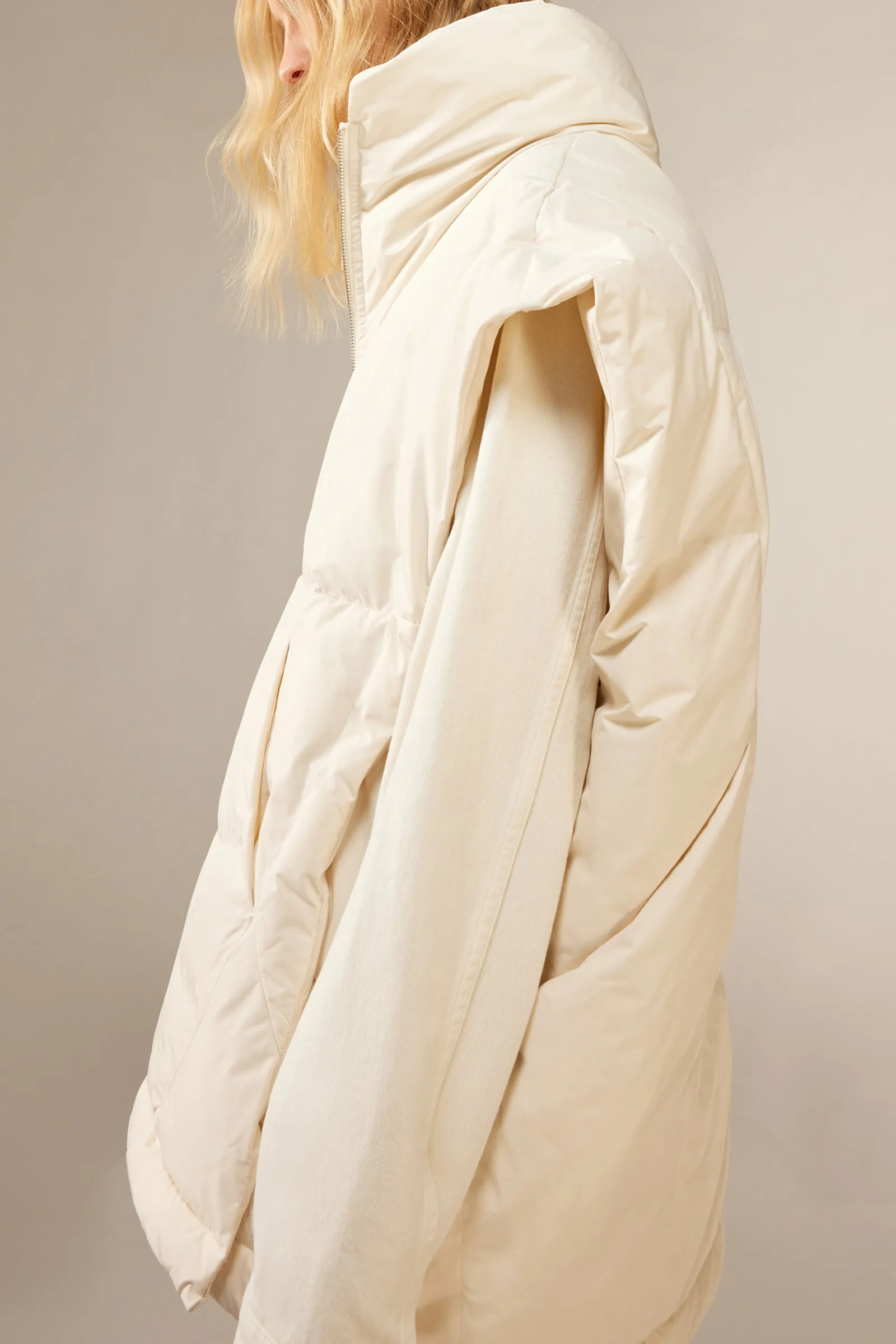 GILET sold by Liviana Conti product image thumbnail 2