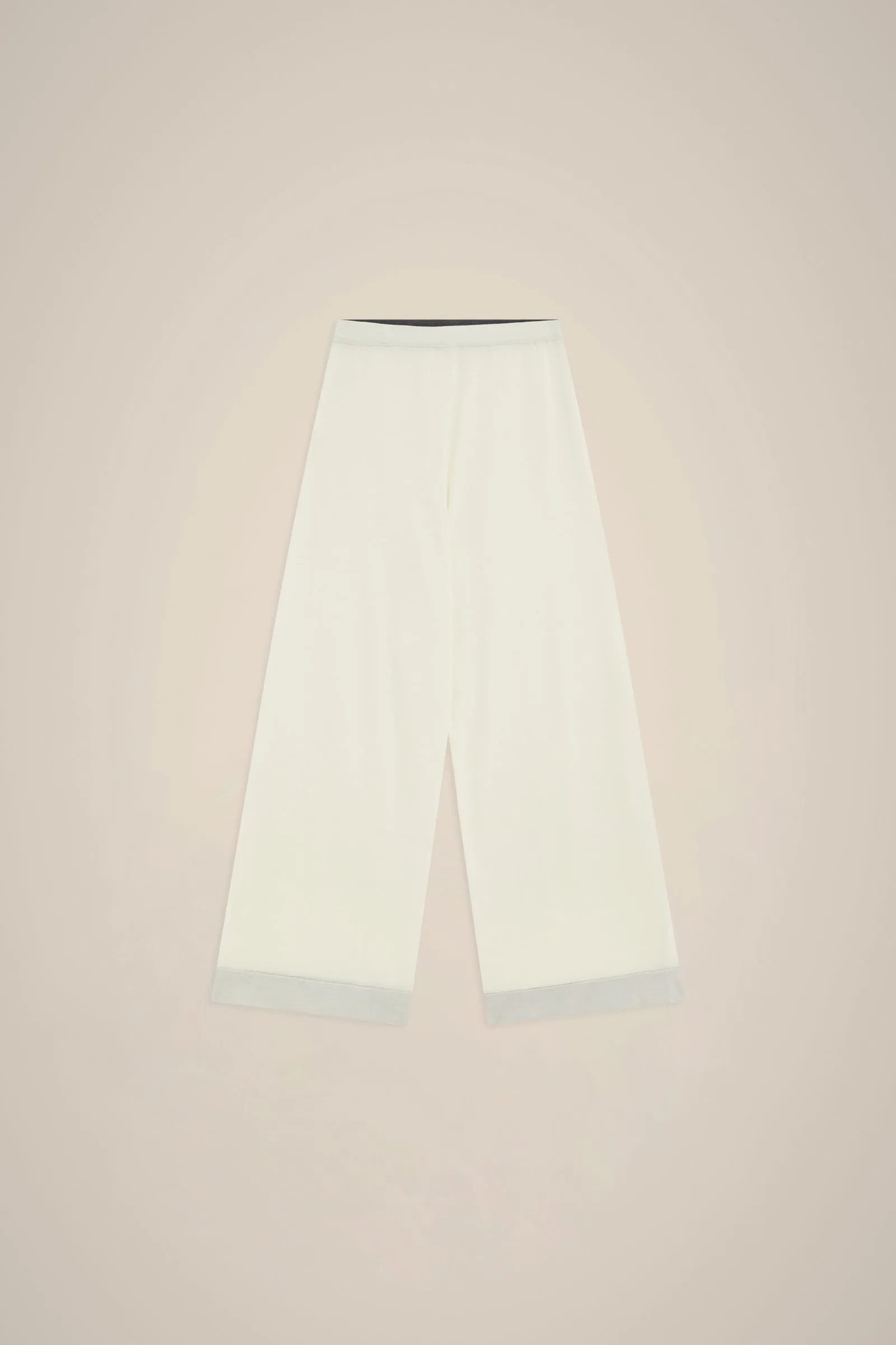 PANTALONE BORDI DOUBLE sold by Liviana Conti