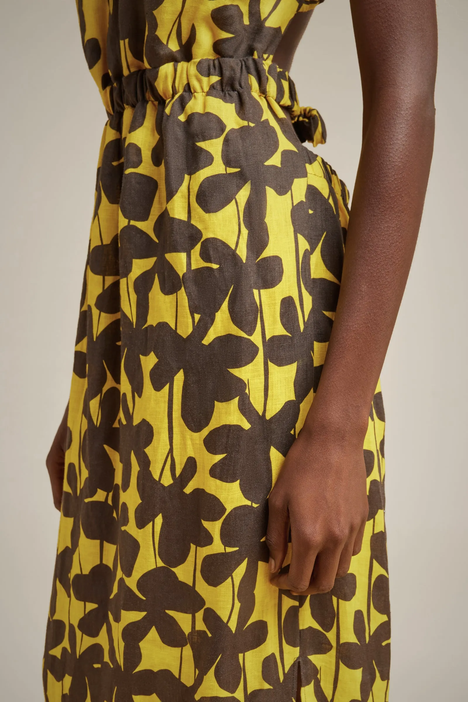 ABITO ELASTICI sold by Liviana Conti product image thumbnail 3