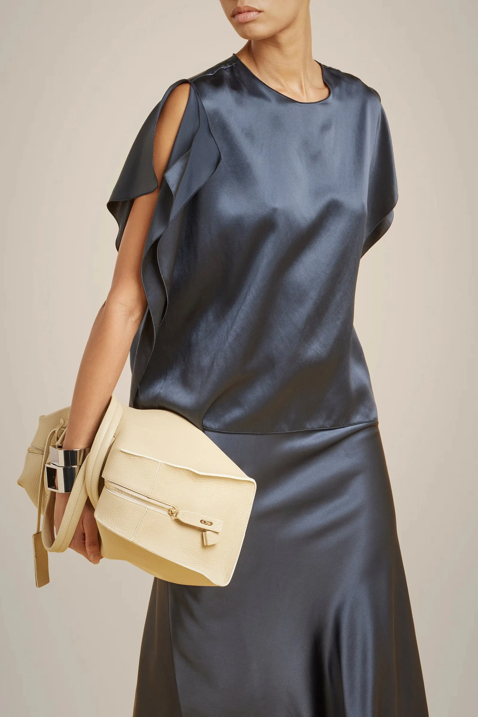 BLUSA 100% RASO DI SETA sold by Liviana Conti