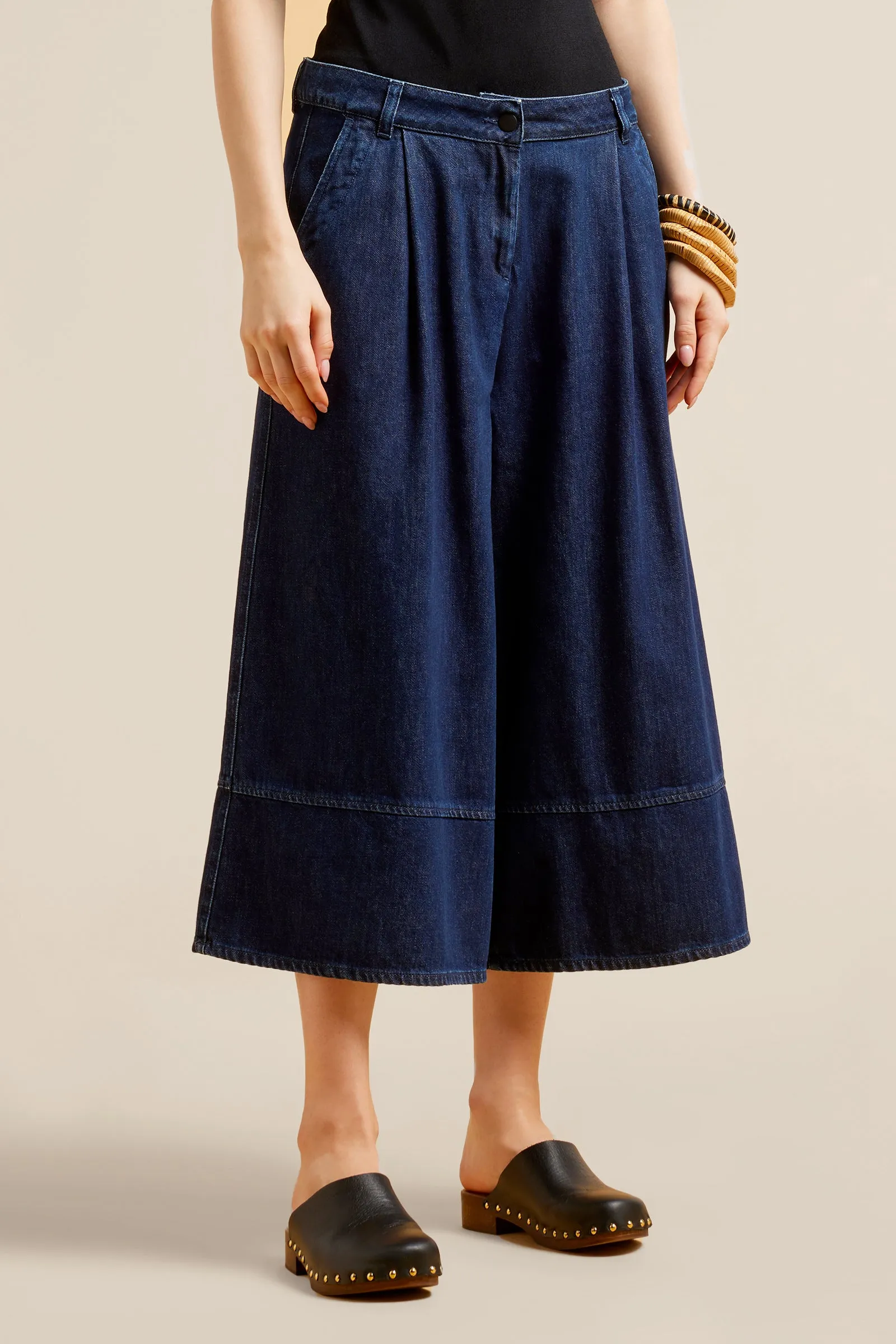 pantaloni denim gaucho sold by Liviana Conti product image thumbnail 2