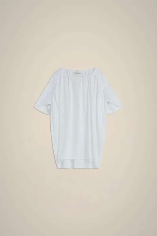 BLUSA A UOVO sold by Liviana Conti