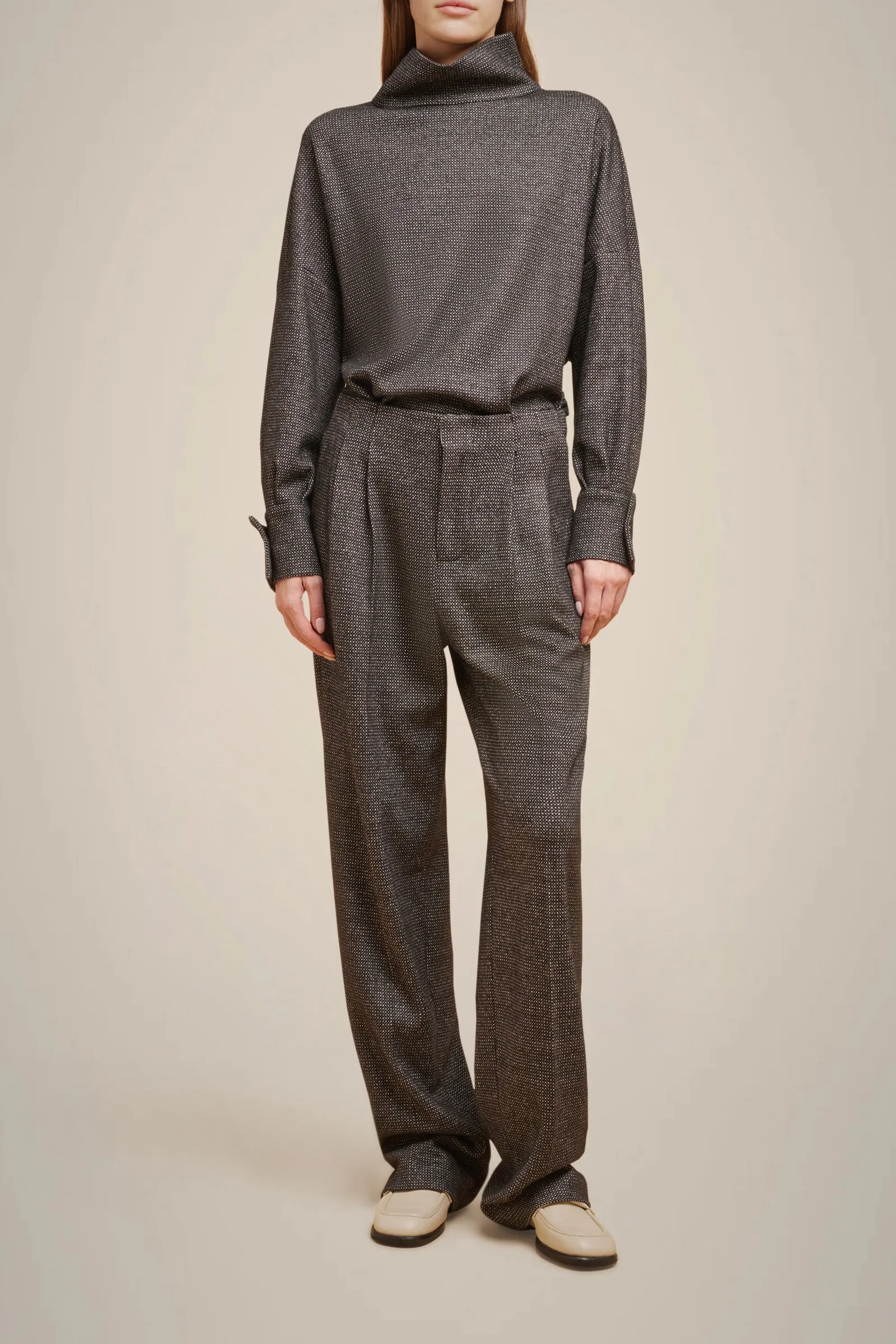 PANTALONE sold by Liviana Conti