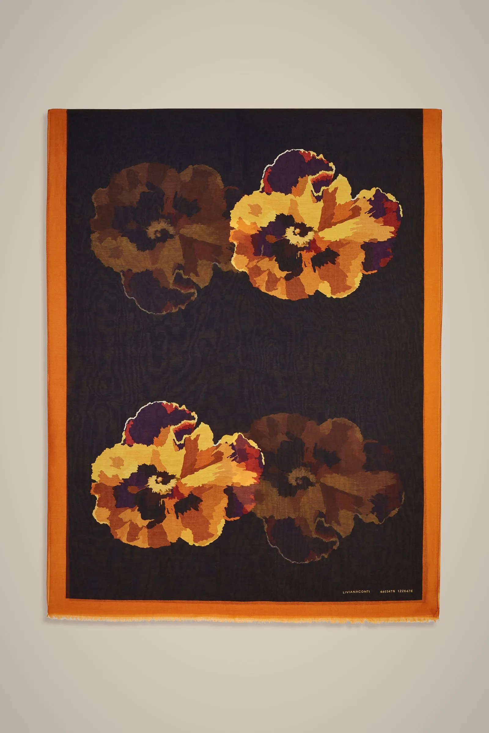 SCIARPA/PAREO sold by Liviana Conti