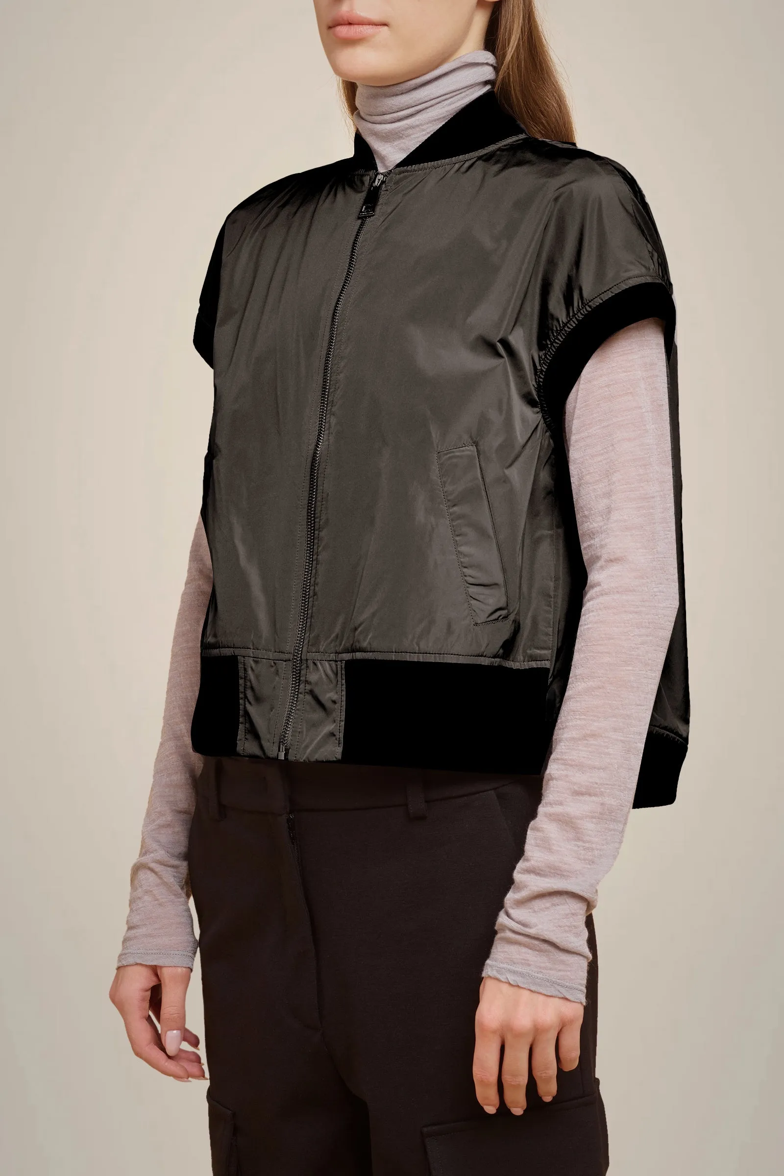 BOMBER SMANICATO IN TAFFETA' sold by Liviana Conti