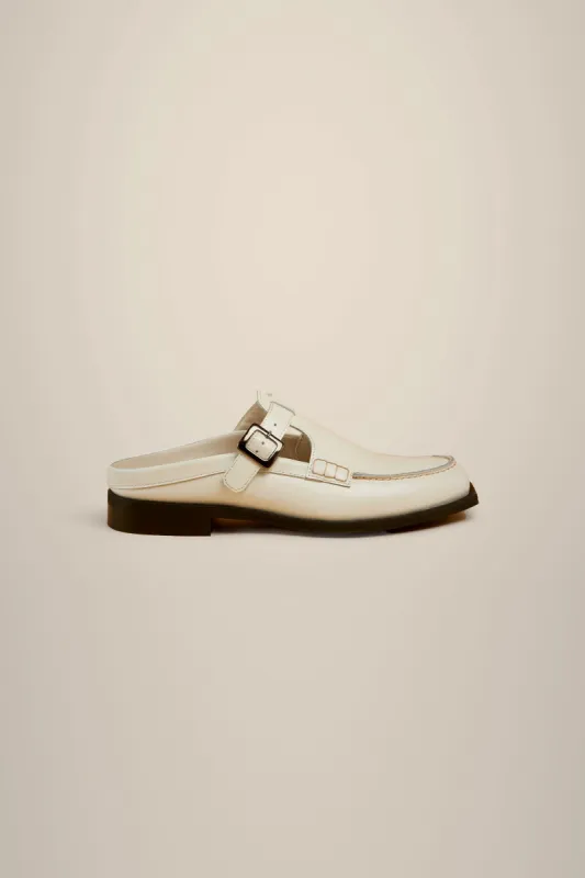 SABOT MOCASSINO sold by Liviana Conti