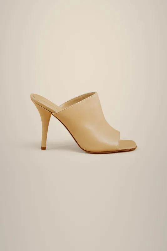 MULES PUNTA APERTA sold by Liviana Conti