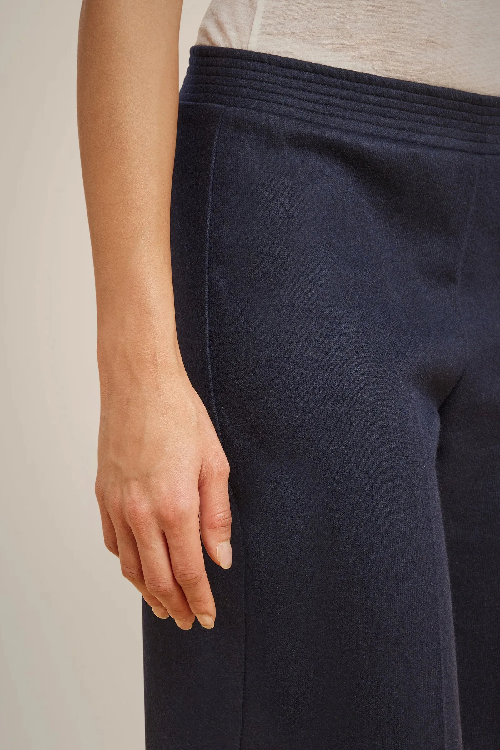 PANTALONE CROP sold by Liviana Conti product image thumbnail 2