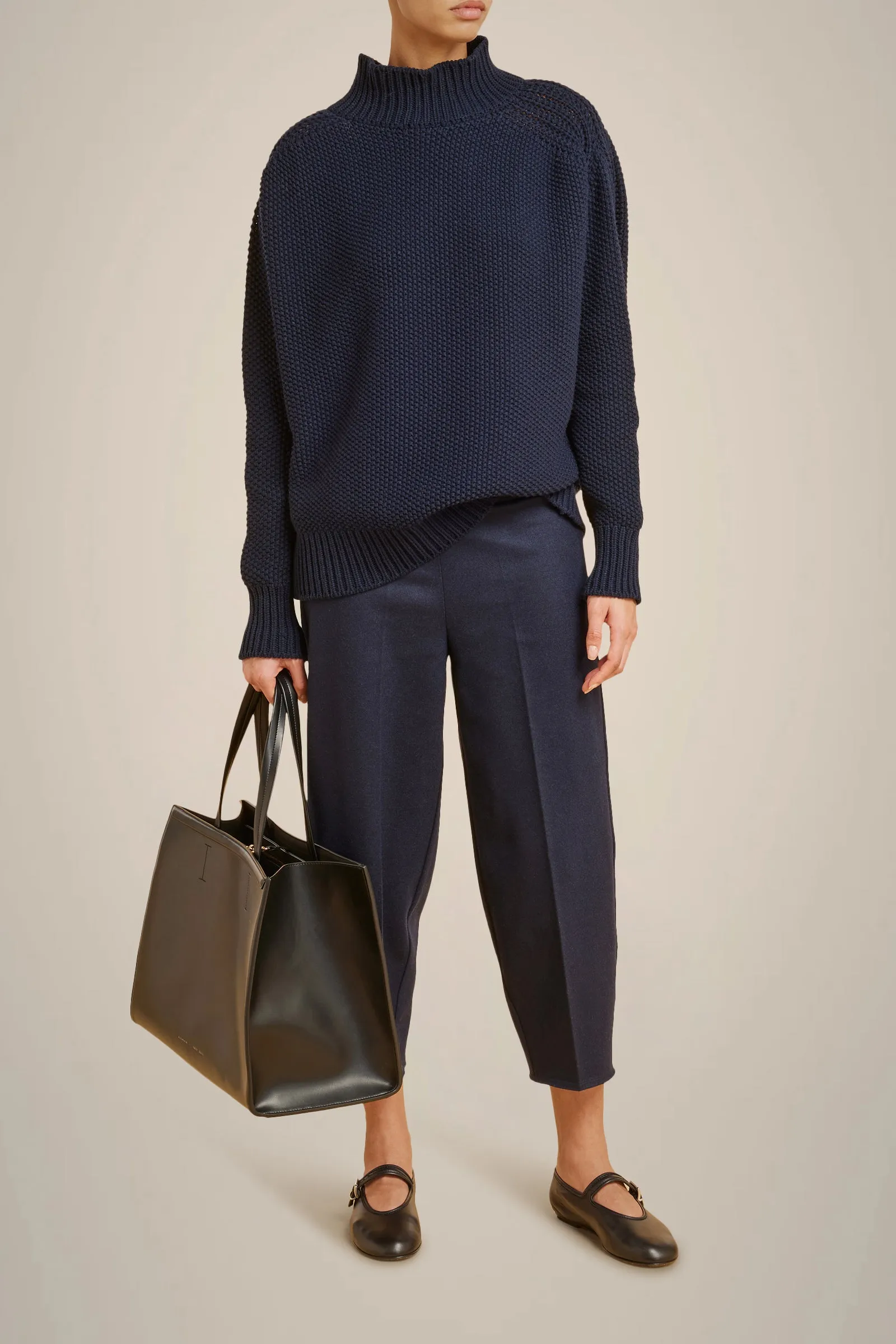 PANTALONE CROP sold by Liviana Conti