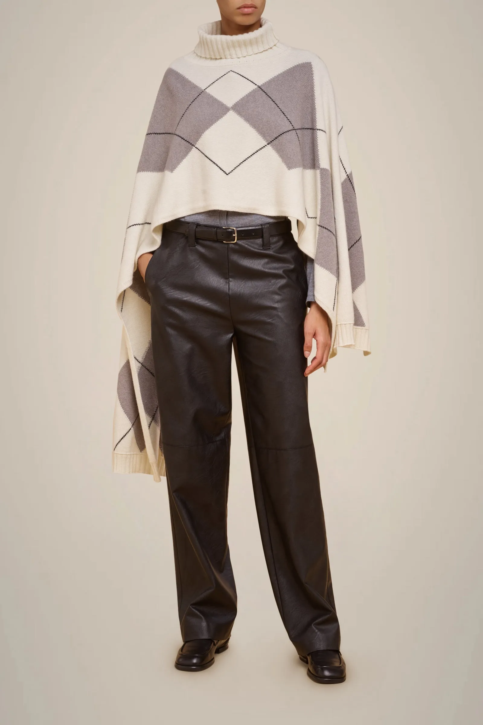 CAPPA A ROMBI sold by Liviana Conti