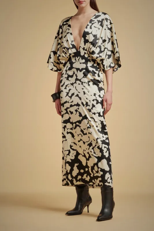 ABITO SCOLLO V STAMPA MACULA sold by Liviana Conti