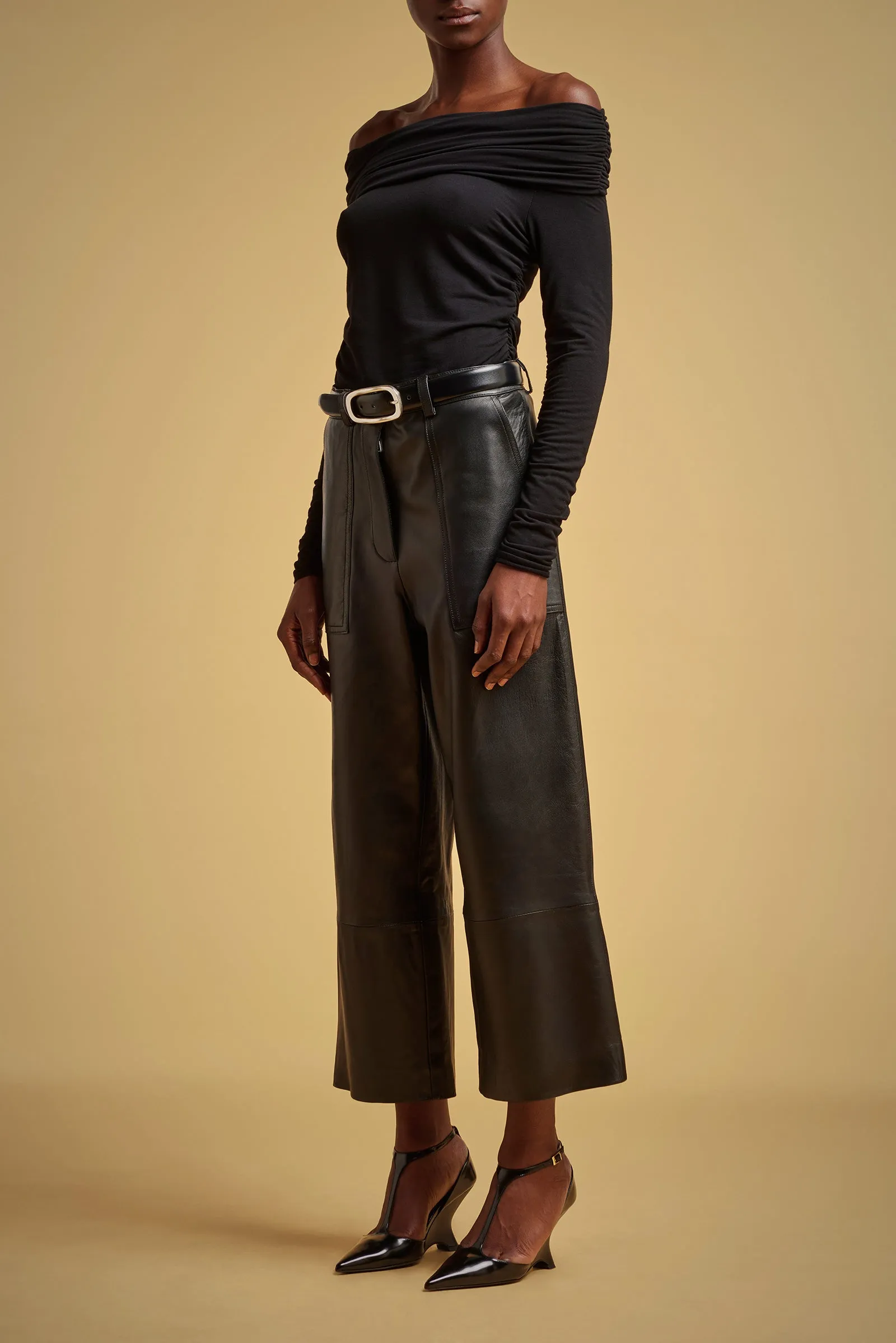 BLUSA JERSEY STRETCH SPALLE SCOPERTE sold by Liviana Conti