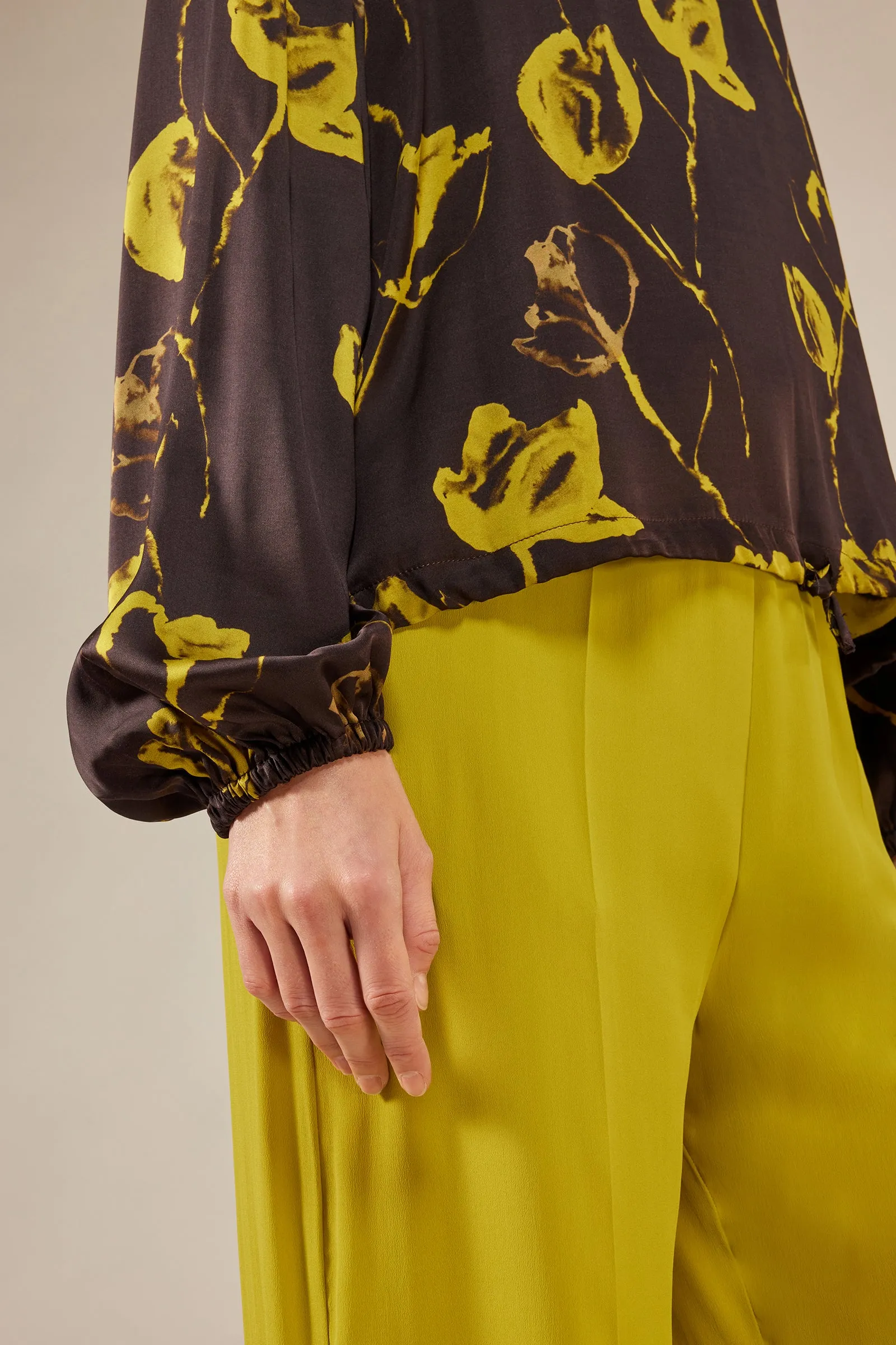 BLUSA CON COULISSE sold by Liviana Conti product image thumbnail 2