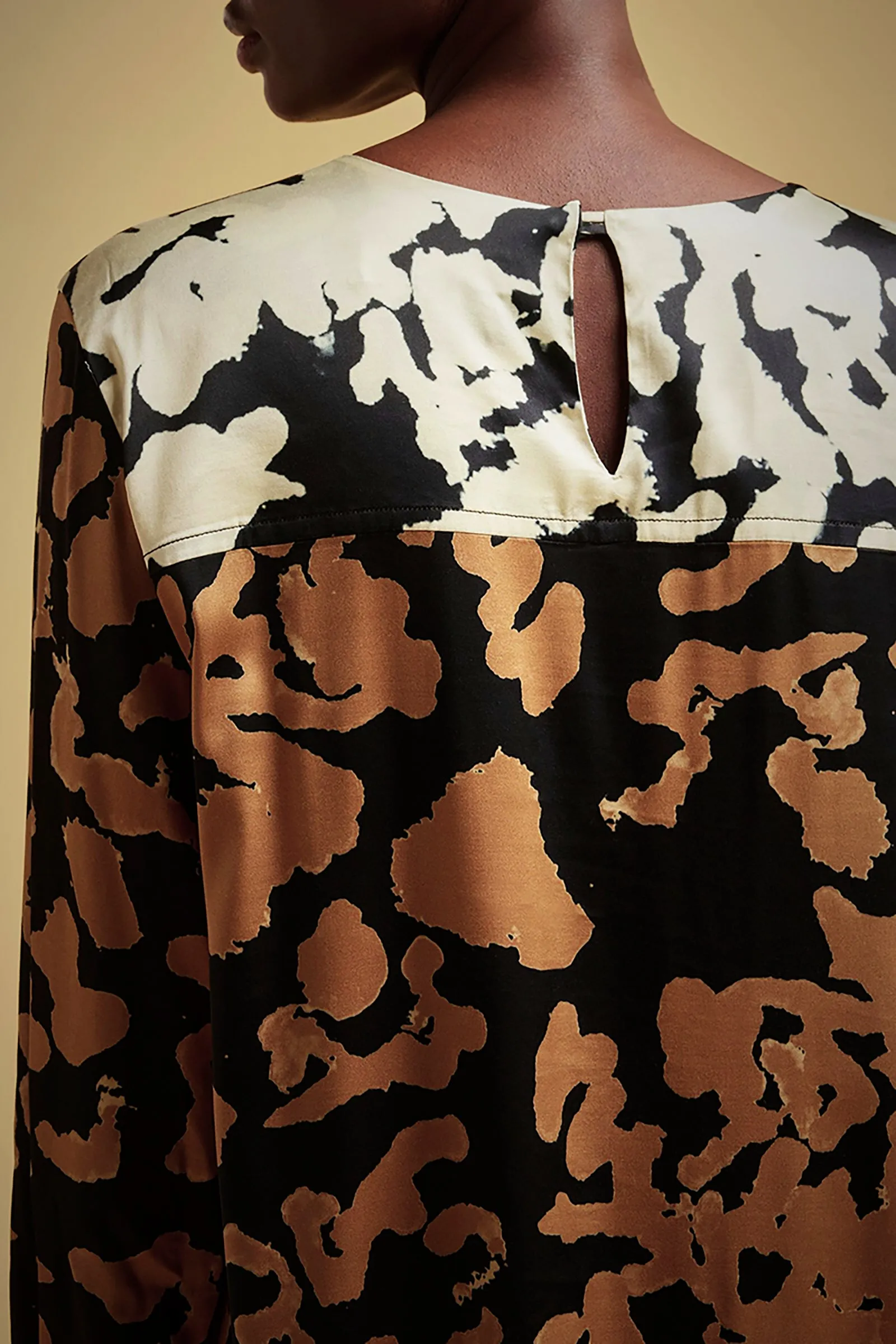 ABITO BICOLORE STAMPA MACULA sold by Liviana Conti product image thumbnail 3