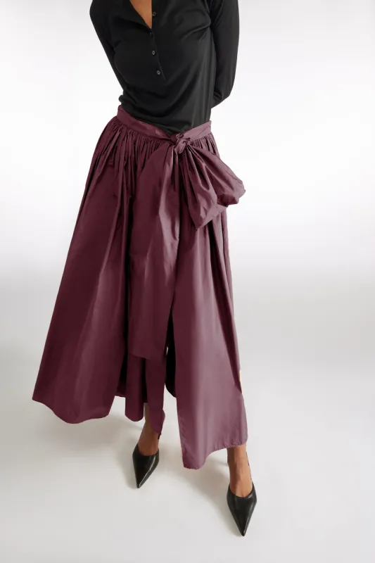 GONNA CON FIOCCO sold by Liviana Conti