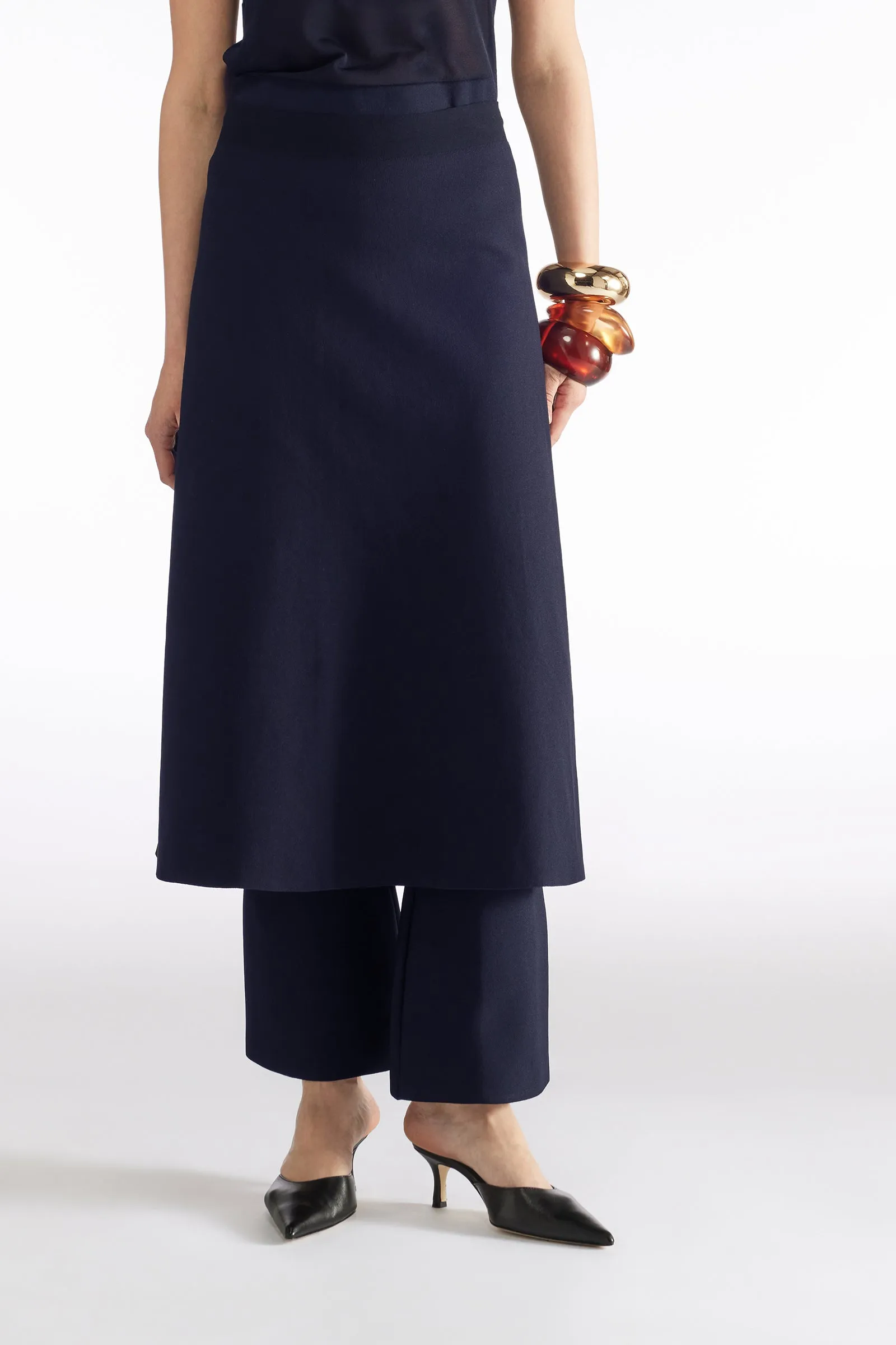 GONNA SVASATA sold by Liviana Conti