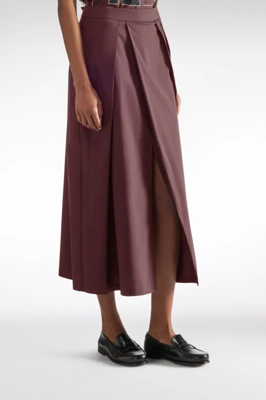 GONNA CON PIEGHE sold by Liviana Conti