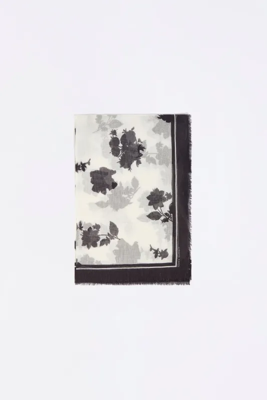 FOULARD FIORI sold by Liviana Conti