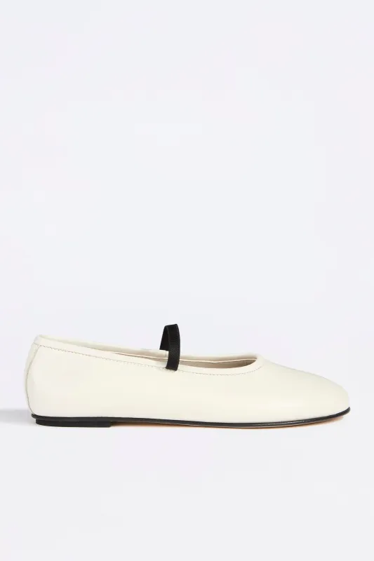 BALLERINA ELASTICO sold by Liviana Conti