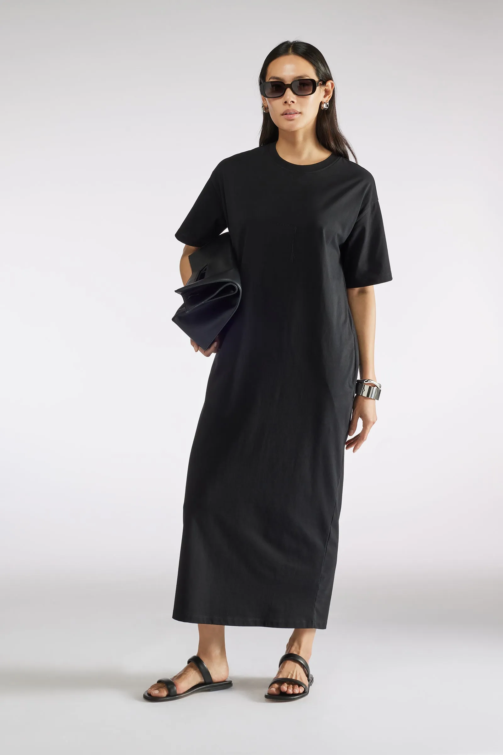 ABITO CON RICAMO sold by Liviana Conti product image thumbnail 5