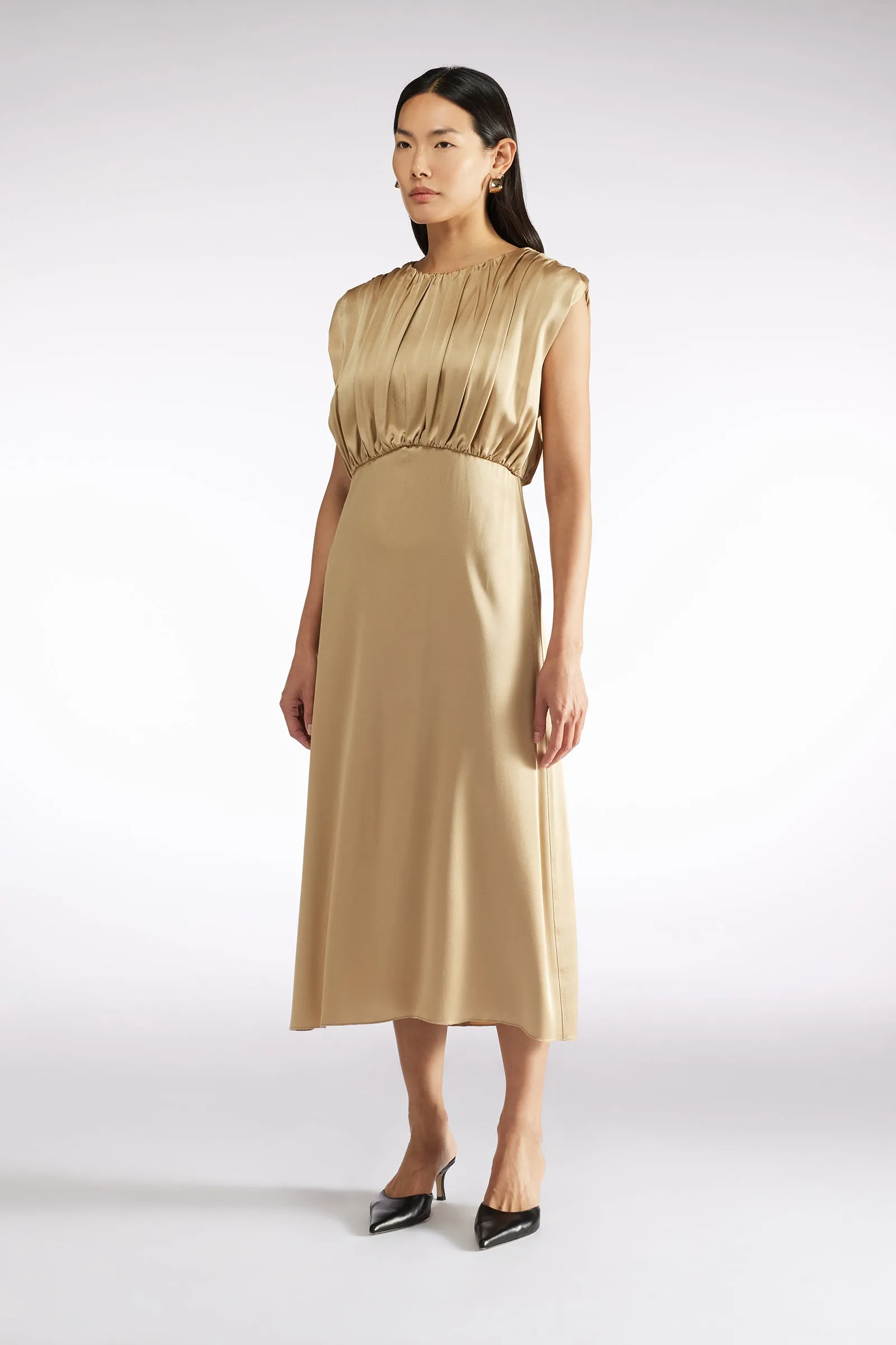 ABITO CON ARRICCI sold by Liviana Conti product image thumbnail 3