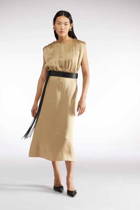 ABITO CON ARRICCI sold by Liviana Conti