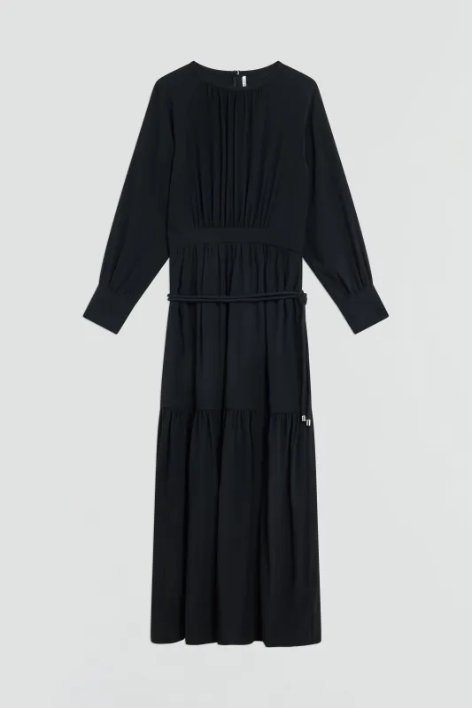 ABITO LUNGO CON BALZE sold by Liviana Conti