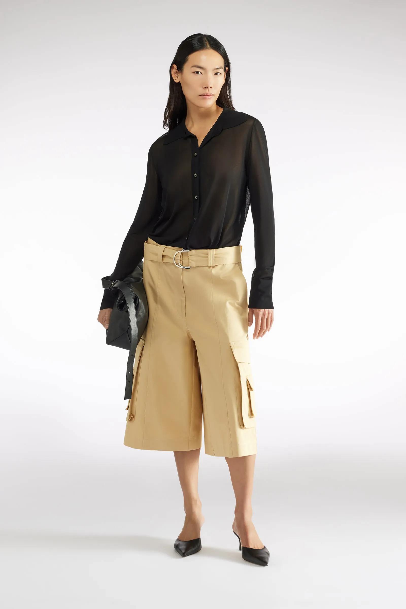 BERMUDA CARGO sold by Liviana Conti