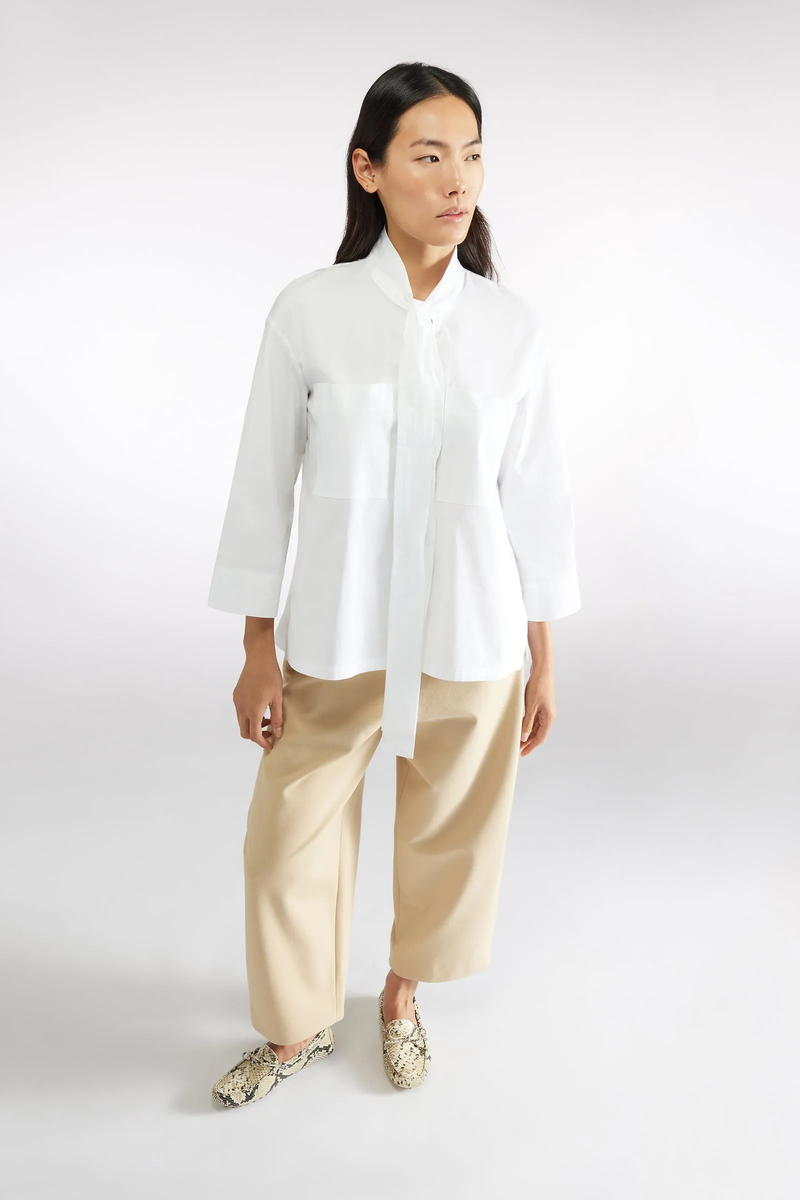 BLUSA CON FIOCCO sold by Liviana Conti