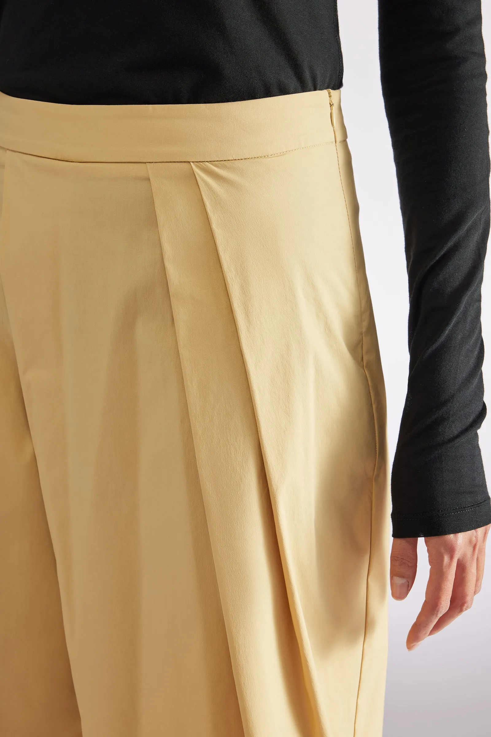 PANTALONE CROP sold by Liviana Conti product image thumbnail 4