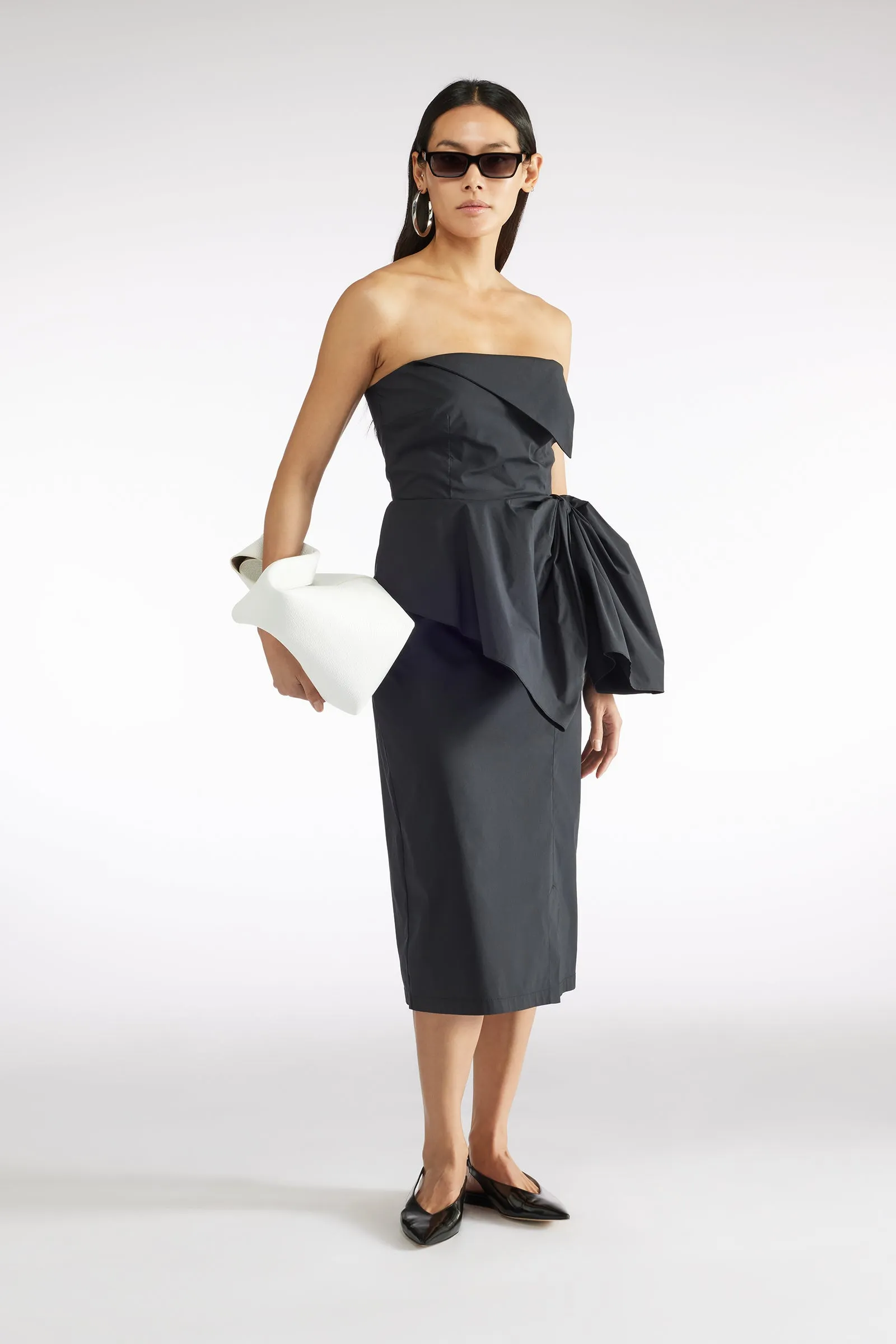 ABITO CON FIOCCO sold by Liviana Conti product image thumbnail 2