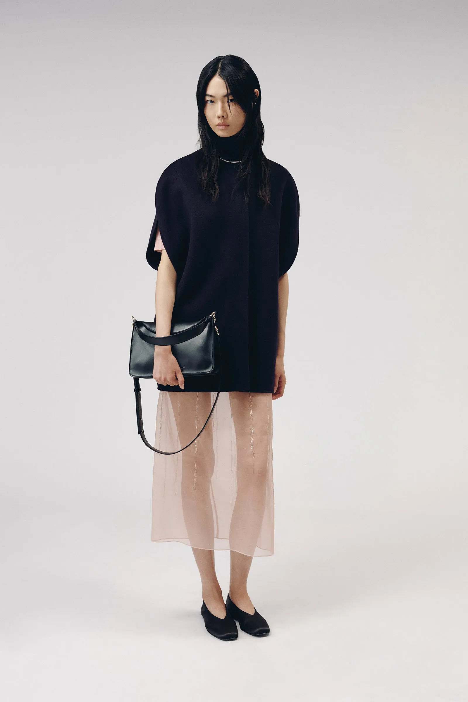 GONNA LUMIS sold by Liviana Conti