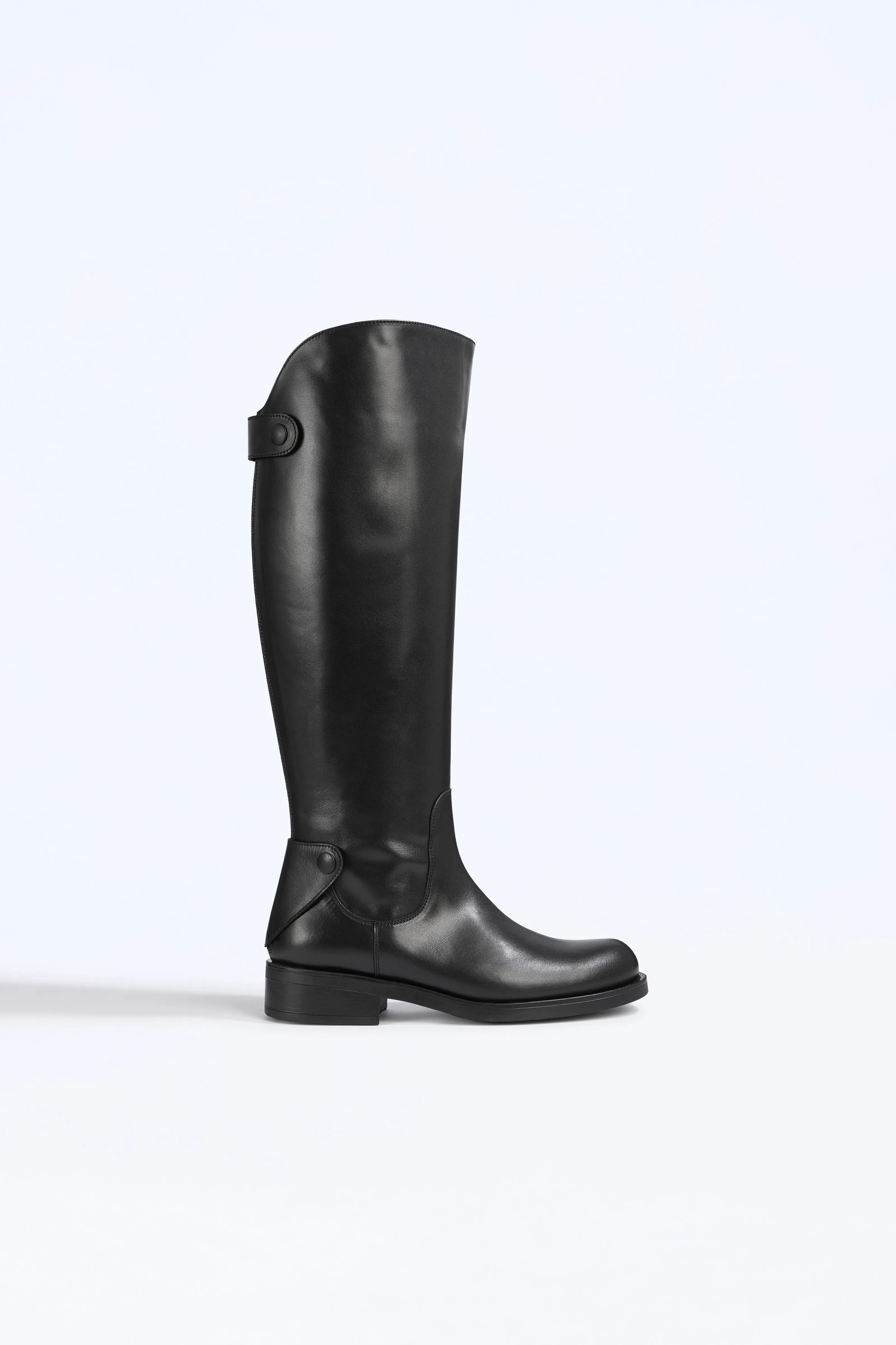 STIVALE COLETTE sold by Liviana Conti