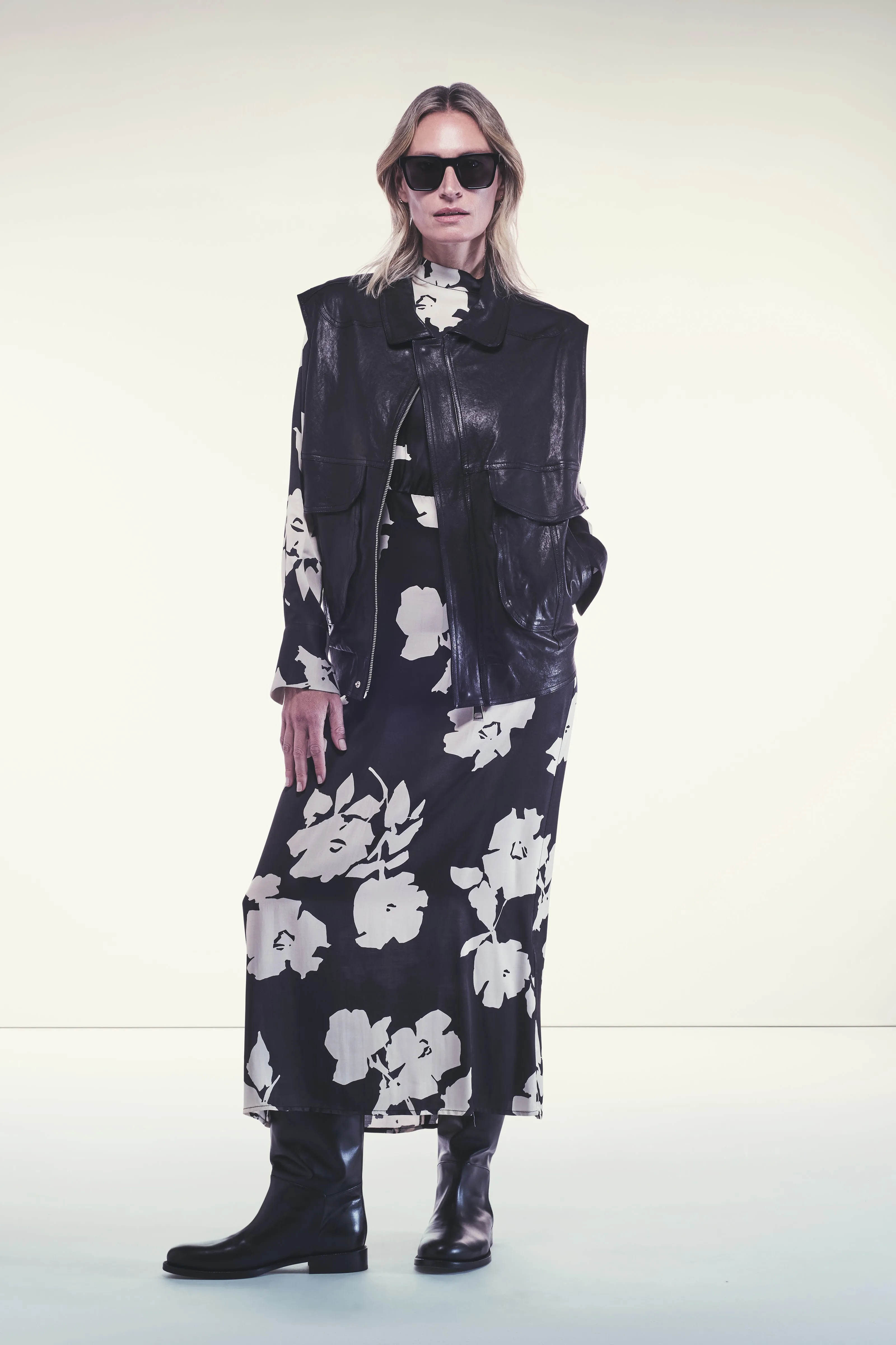 ABITO LILITH sold by Liviana Conti product image thumbnail 5