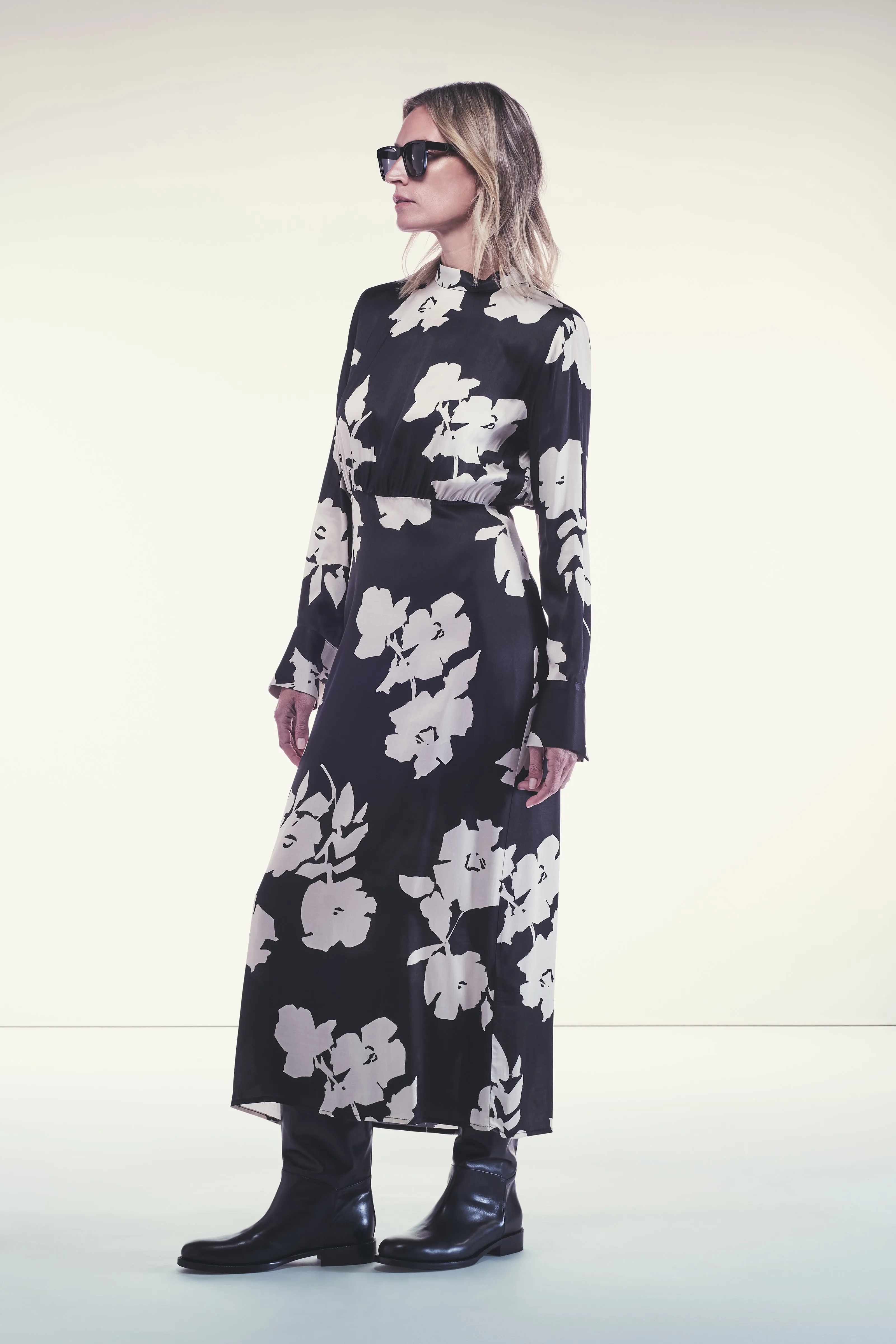 ABITO LILITH sold by Liviana Conti product image thumbnail 2