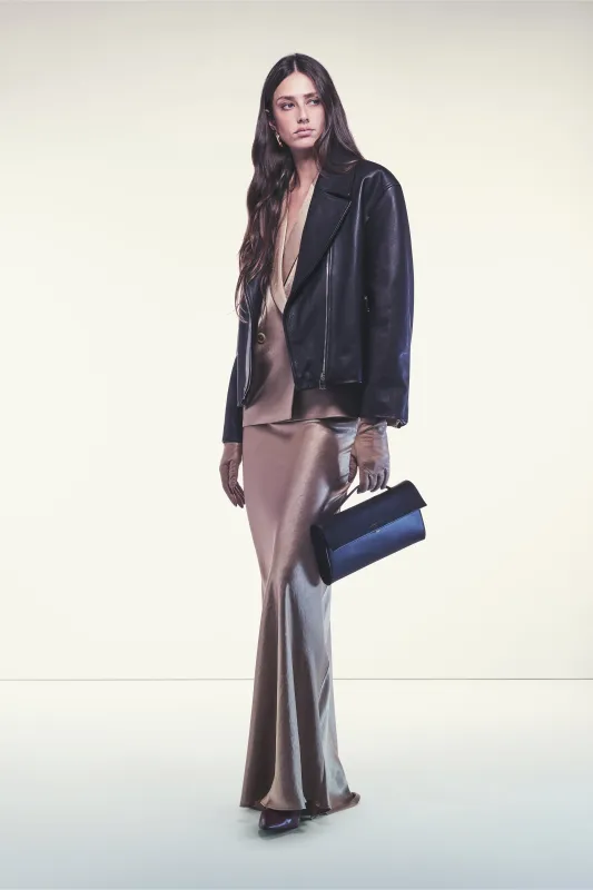 GONNA REMIE sold by Liviana Conti